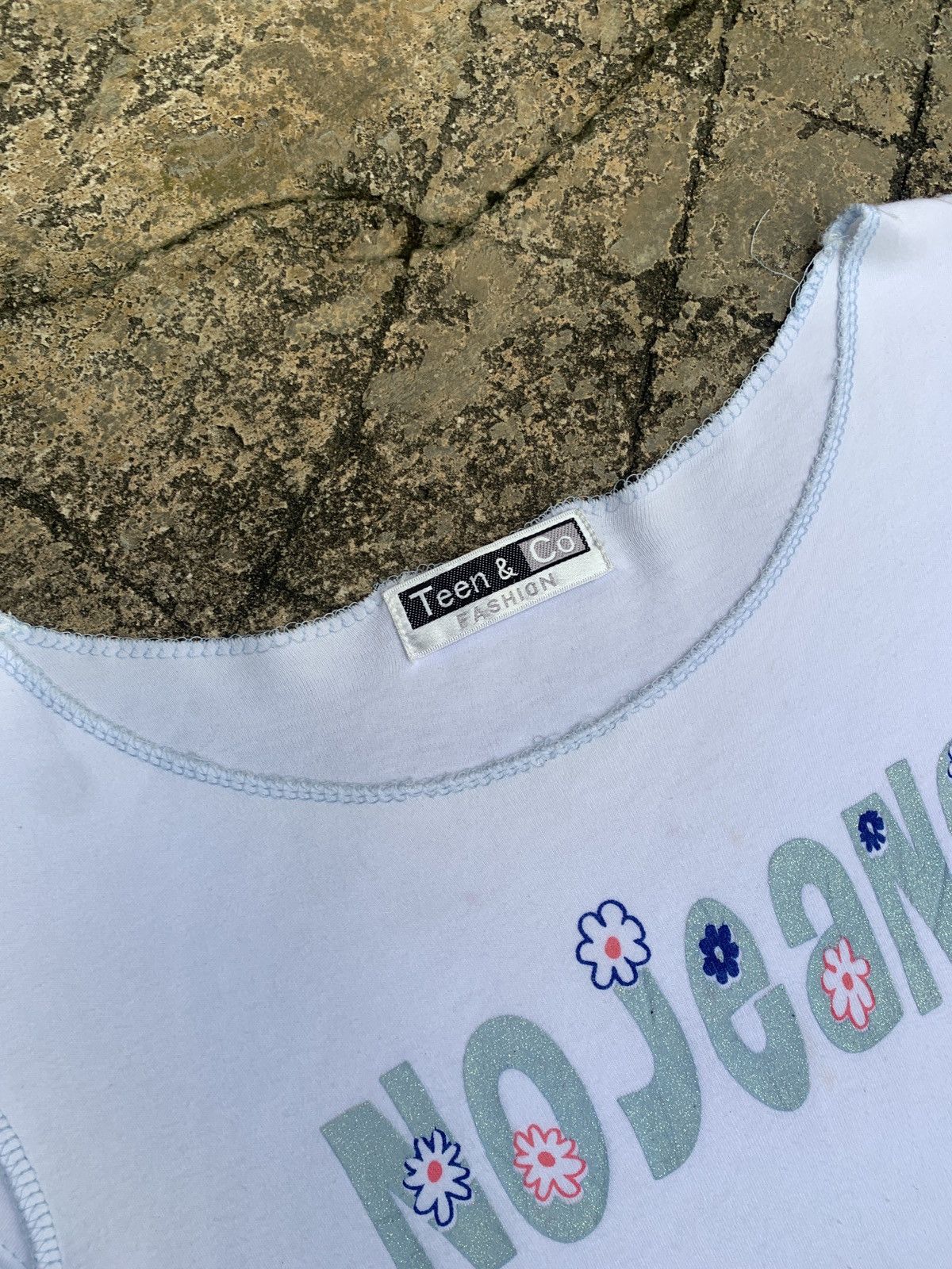 Japanese Brand y2k Teen & Co White "No Jeans" Floral Quotes Graphic Top Size M / US 6-8 / IT 42-44 - 5 Thumbnail