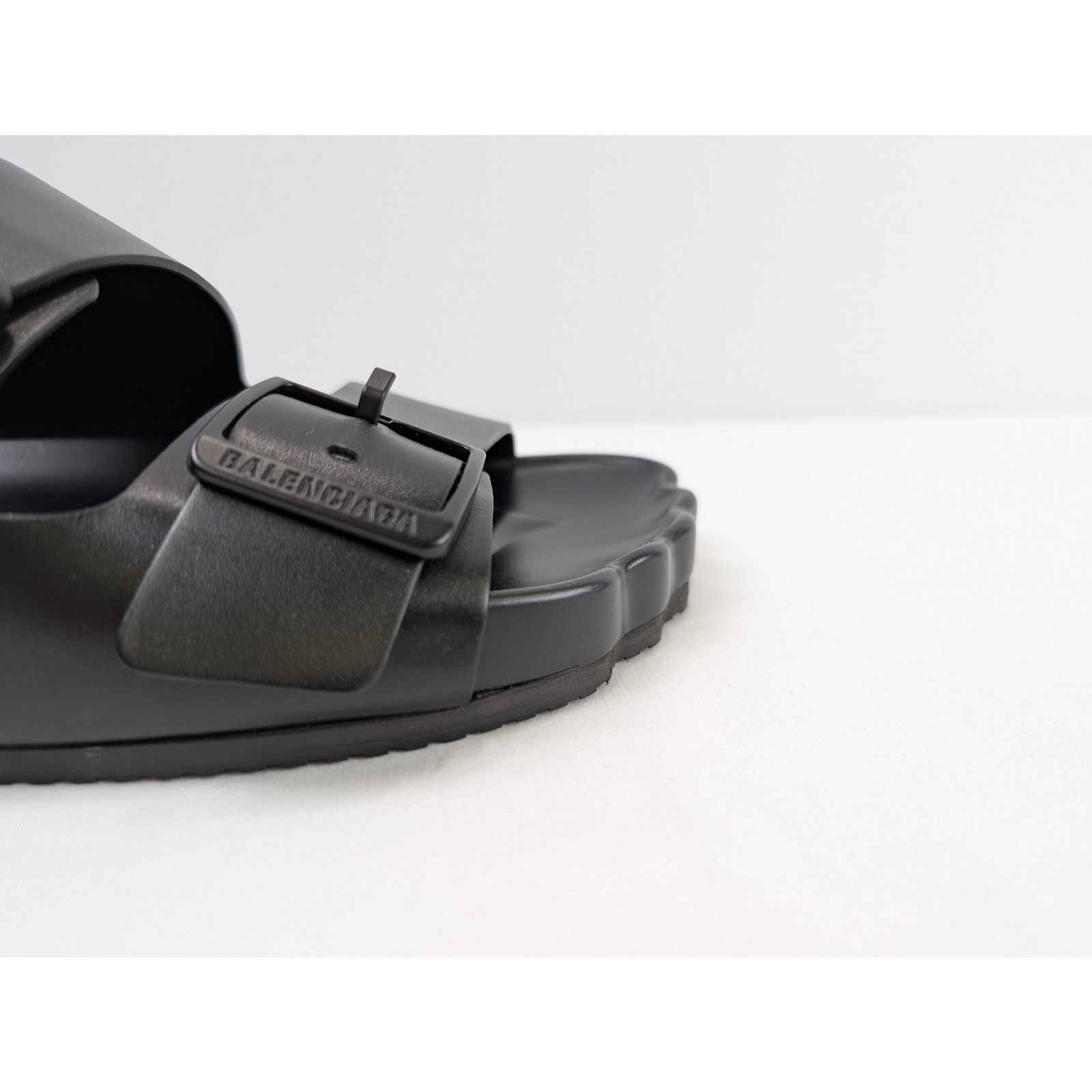 Balenciaga o1rshd1 Matt Calfskin Sunday Sandal Slippers in Black Size US 9 / EU 42 - 3 Thumbnail