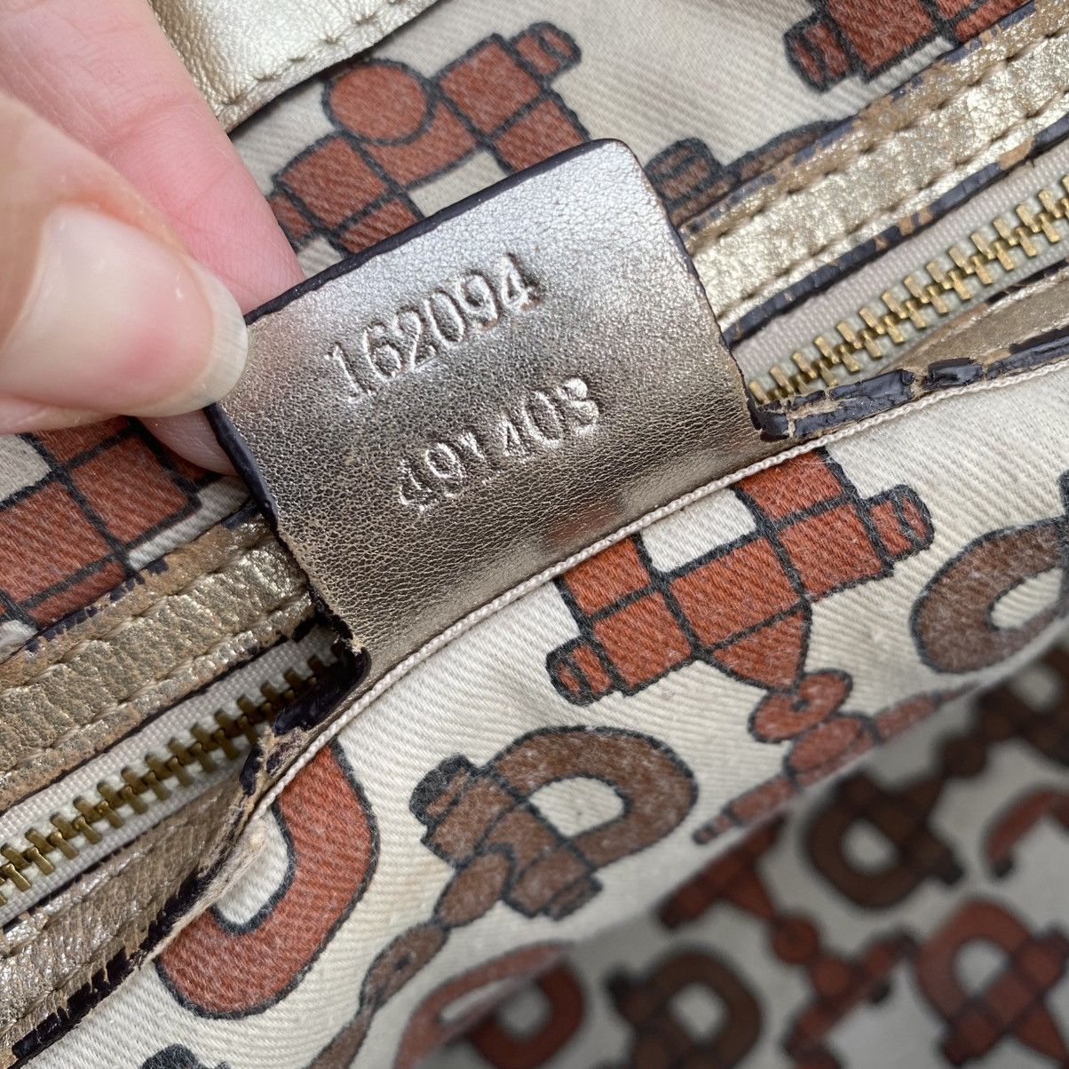 Gucci Authentic Gucci shoulder bag Size ONE SIZE - 12 Thumbnail