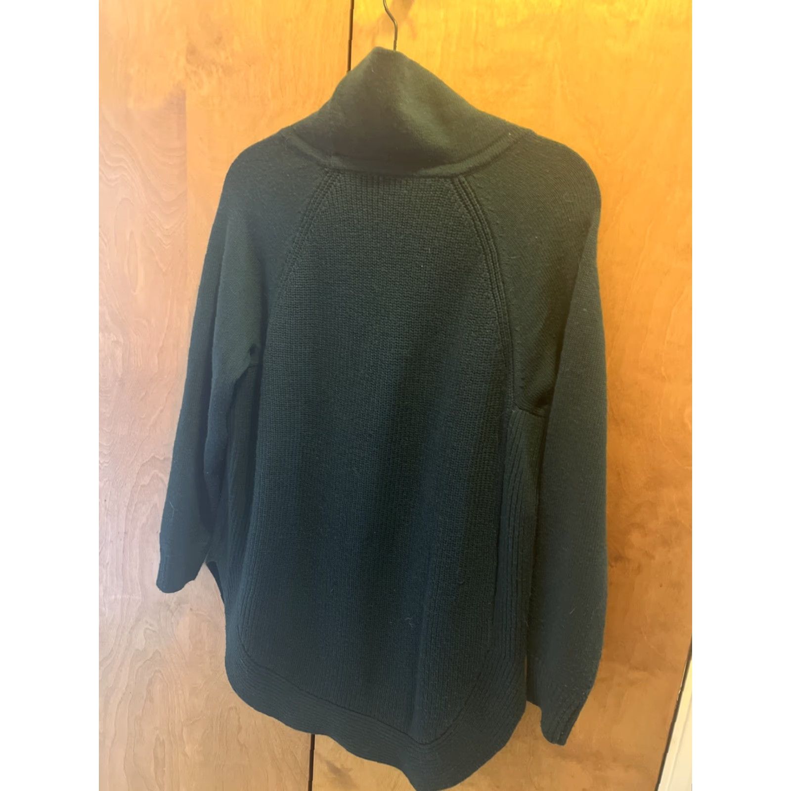 Athleta Athleta Womens Medium Dark Green Merino Wool Mix Cowl Neck Oversized Sweater Size M / US 6-8 / IT 42-44 - 5 Thumbnail