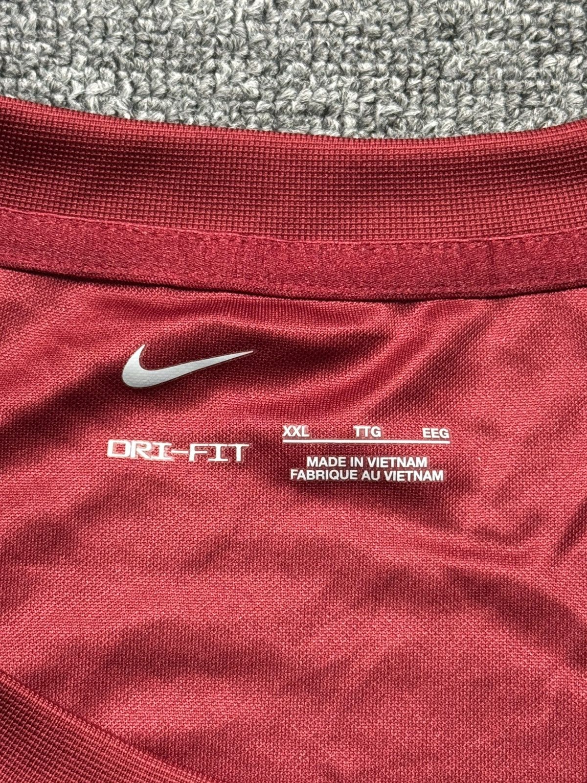 Nike Liverpool FC Nike Training Top 2021/22 Maroon Size 2XL NWT Size US XXL / EU 58 / 5 - 4 Thumbnail