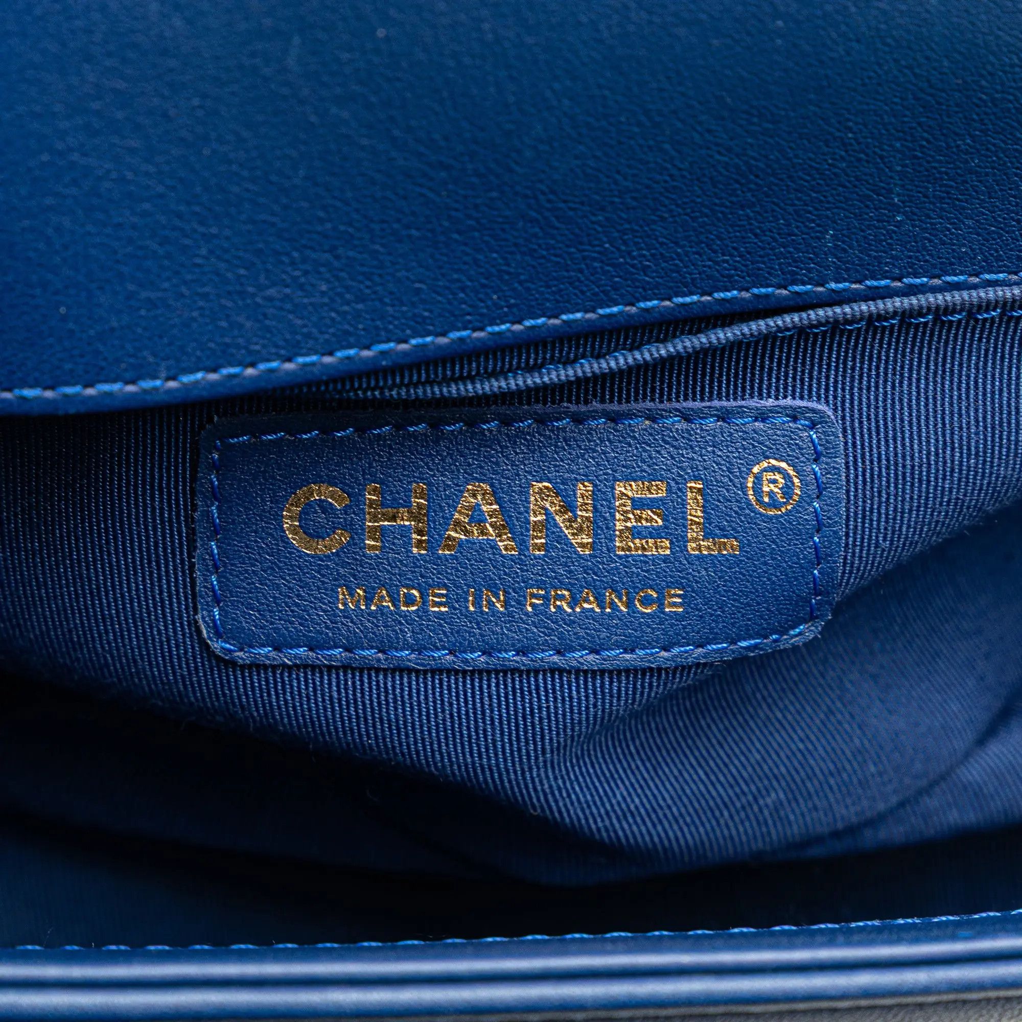 Chanel os11x0126 Size: OS / Small Chevron Lambskin Flap Bag In Blue Size ONE SIZE - 5 Thumbnail