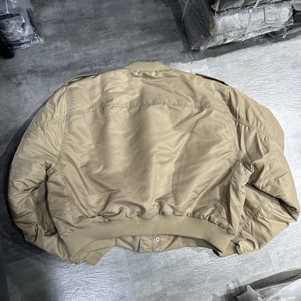 Entire Studios Entire Studios A-2 Bomber Size US L / EU 52-54 / 3 - 5 Thumbnail