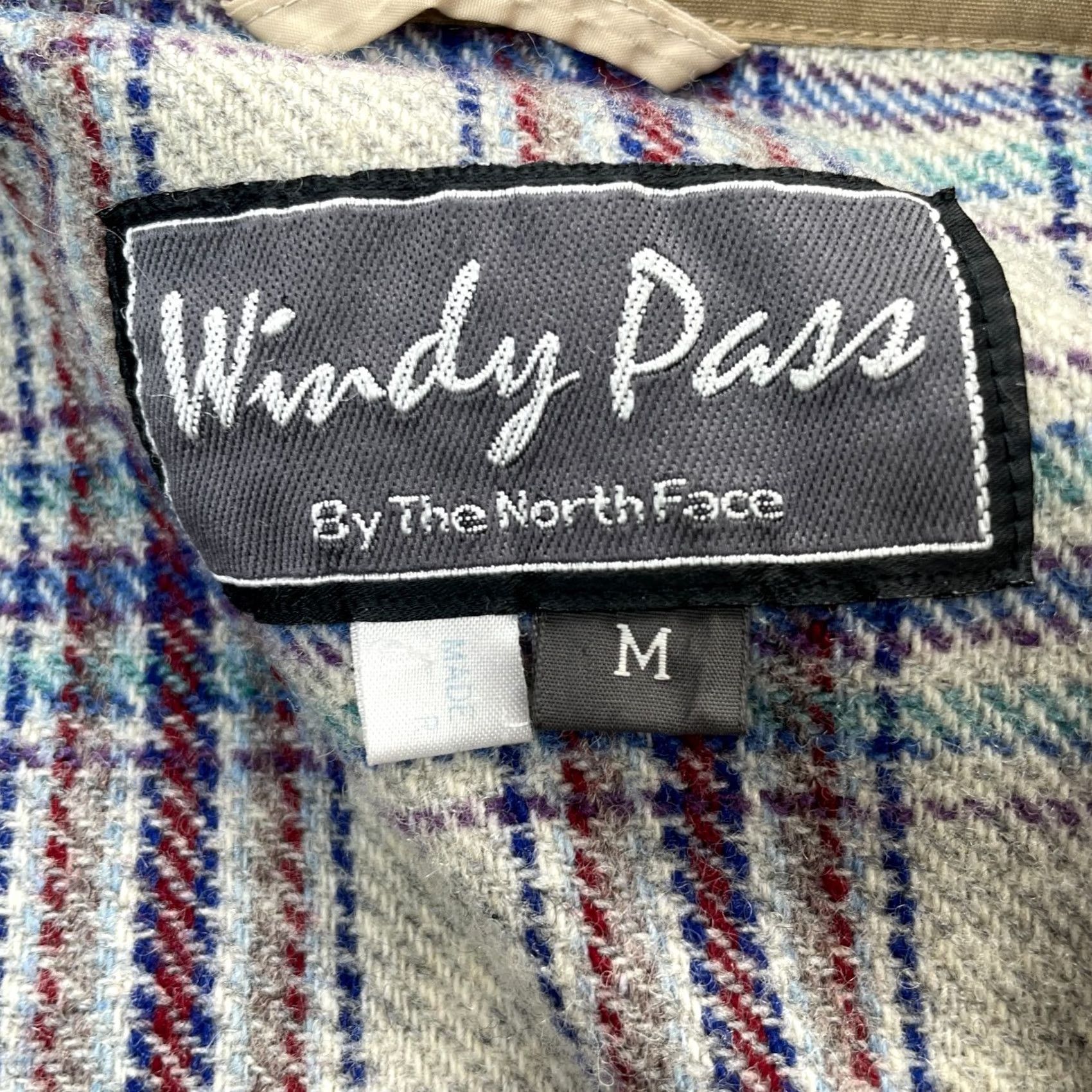 The North Face VINTAGE The North Face Jacket Womens Medium Beige Windy Pass Coat Detachable Hood Size M / US 6-8 / IT 42-44 - 4 Thumbnail