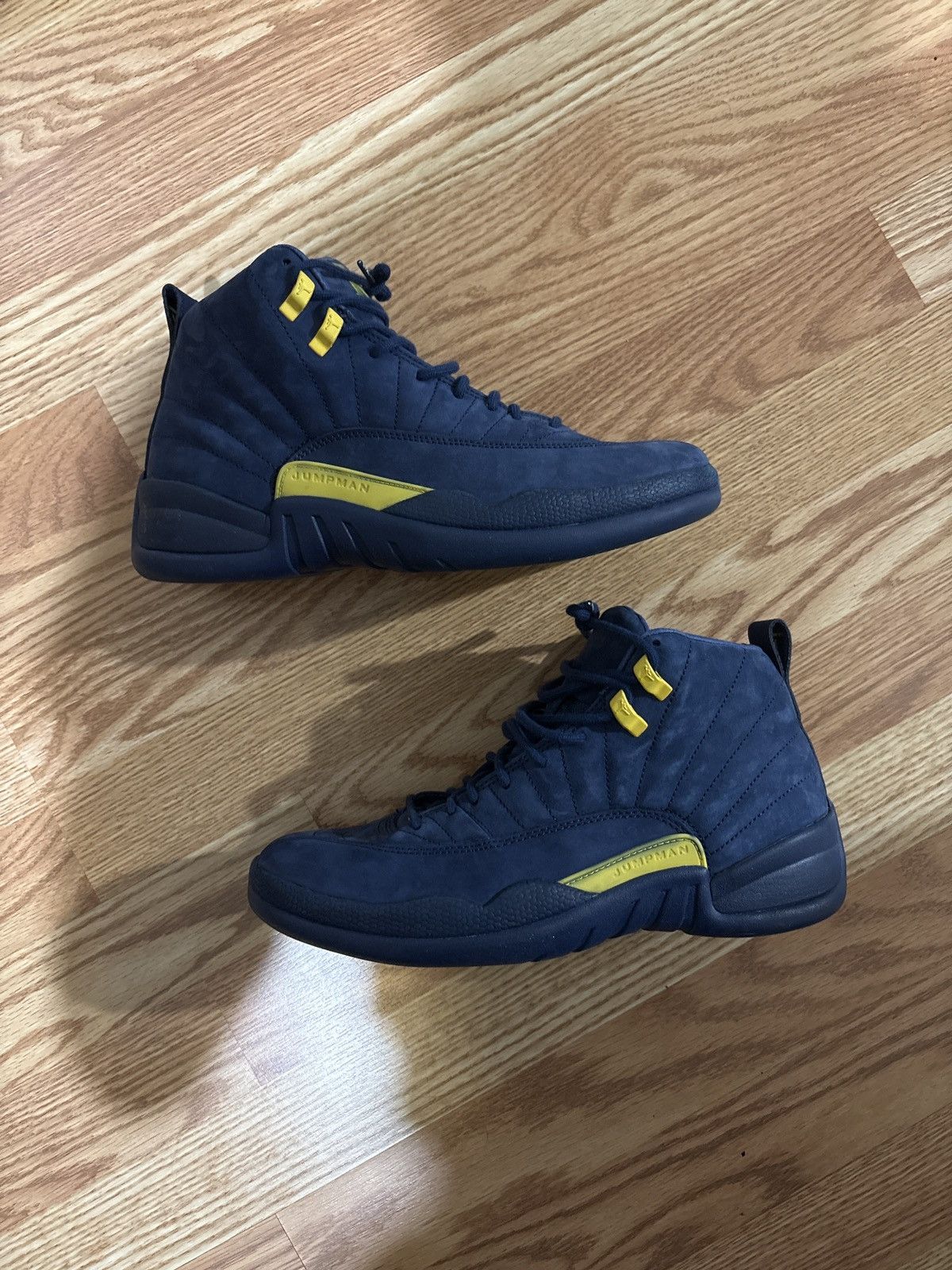 Jordan Brand Jordan 12 Retro Michigan Size US 9.5 / EU 42-43 - 1 Thumbnail