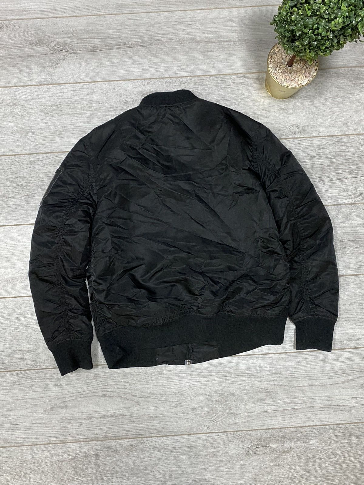 H&M × The Weeknd H&M The Weeknd XO Black Bomber Patch Jacket Size US S / EU 44-46 / 1 - 8 Thumbnail