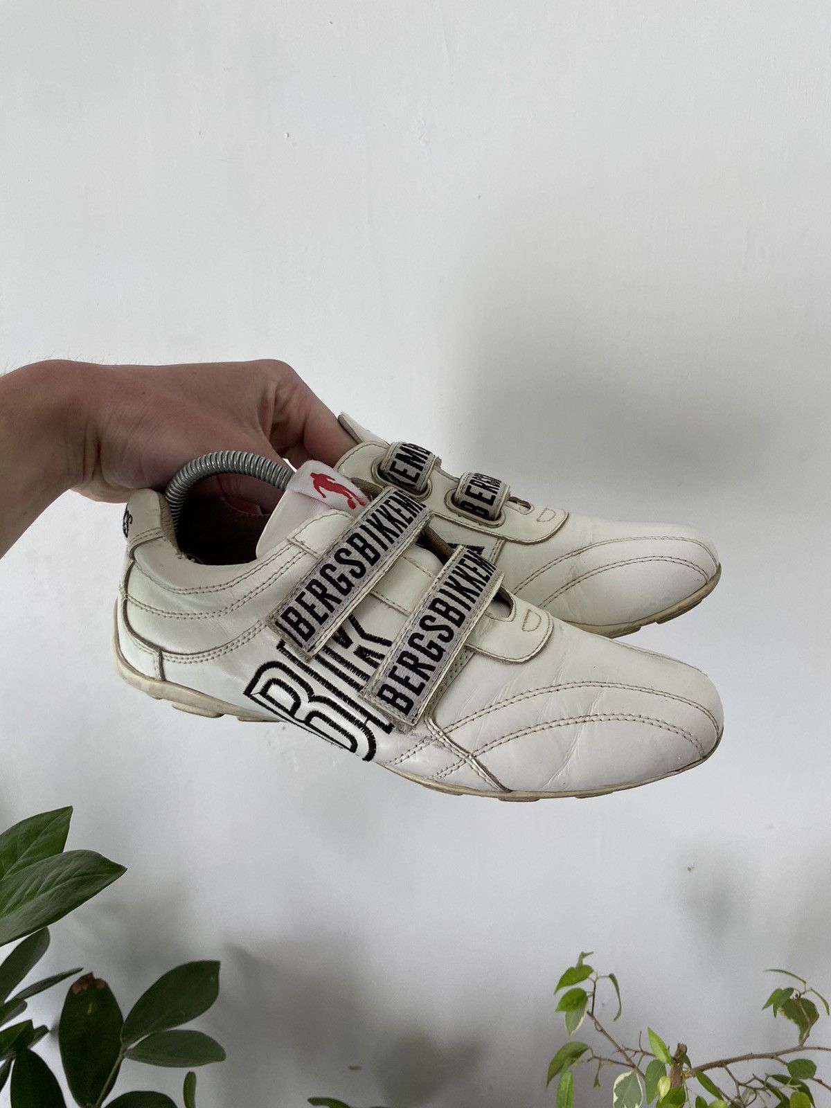 Dirk Bikkembergs × Vintage Vintage Dirk Bikkembergs White Sneakers Size US 6 / EU 39 - 11 Thumbnail