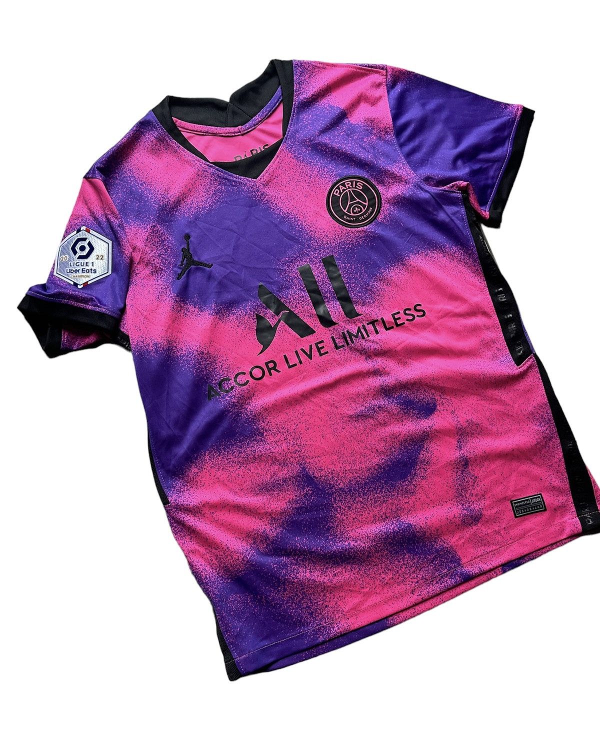 Jordan Brand 2021 Nike Jordan PSG pink purple soccer jersey Size US S / EU 44-46 / 1 - 2 Thumbnail