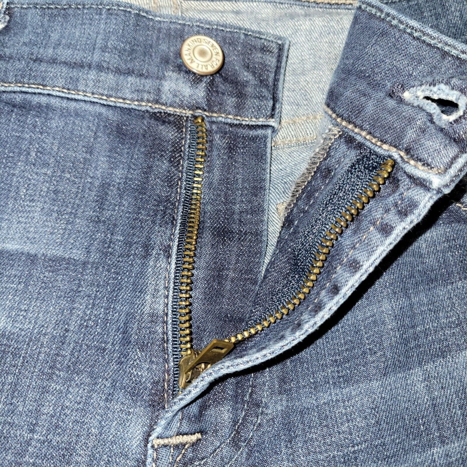 7 For All Mankind 7 For All Mankind Austyn Straight Jeans. Size 33/30. Excelle Size US 33 - 6 Thumbnail