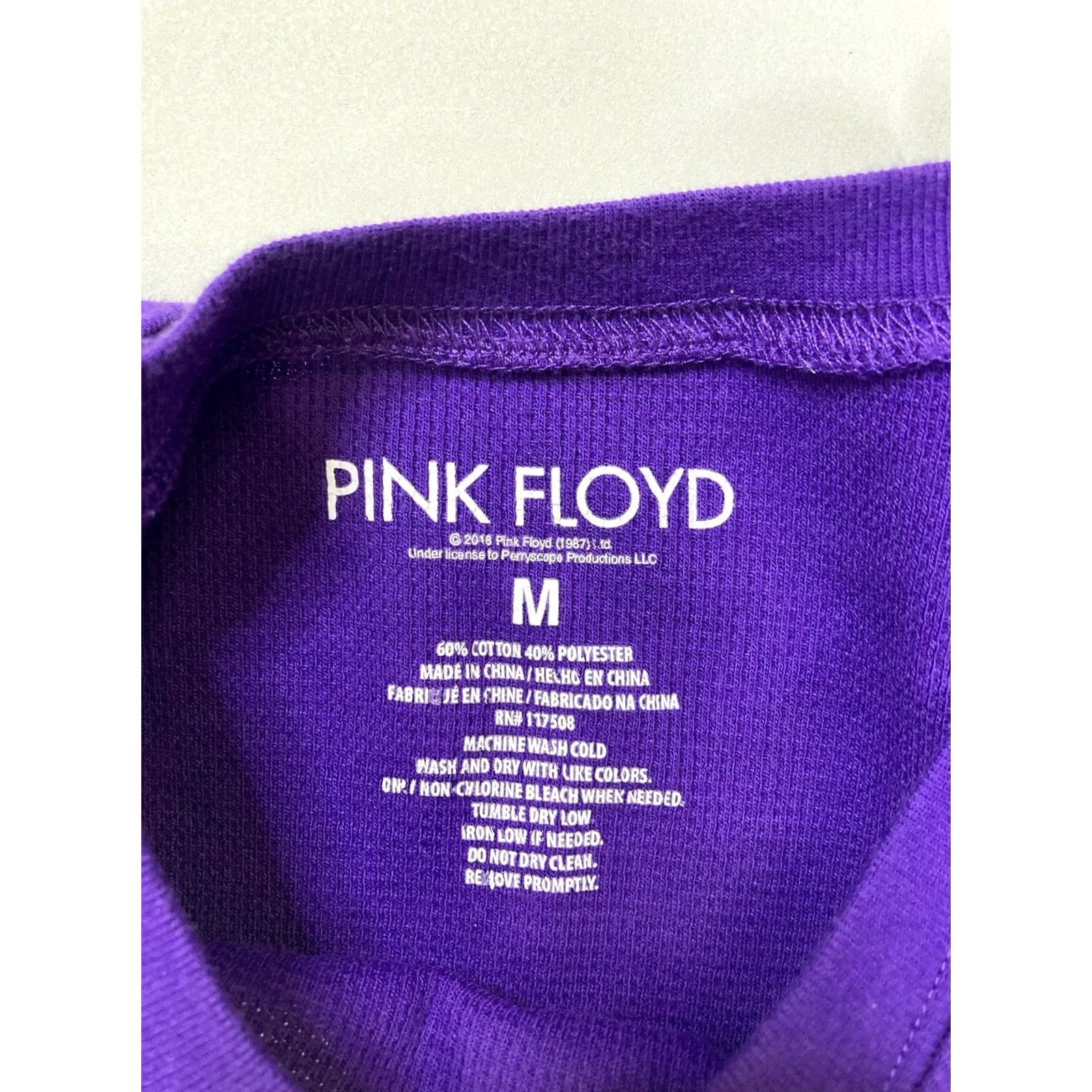 Vintage VINTAGE Pink Floyd Crop Graphic Waffle Knit T-shirt Women Medium Purple Long Sleeve Size M / US 6-8 / IT 42-44 - 4 Thumbnail