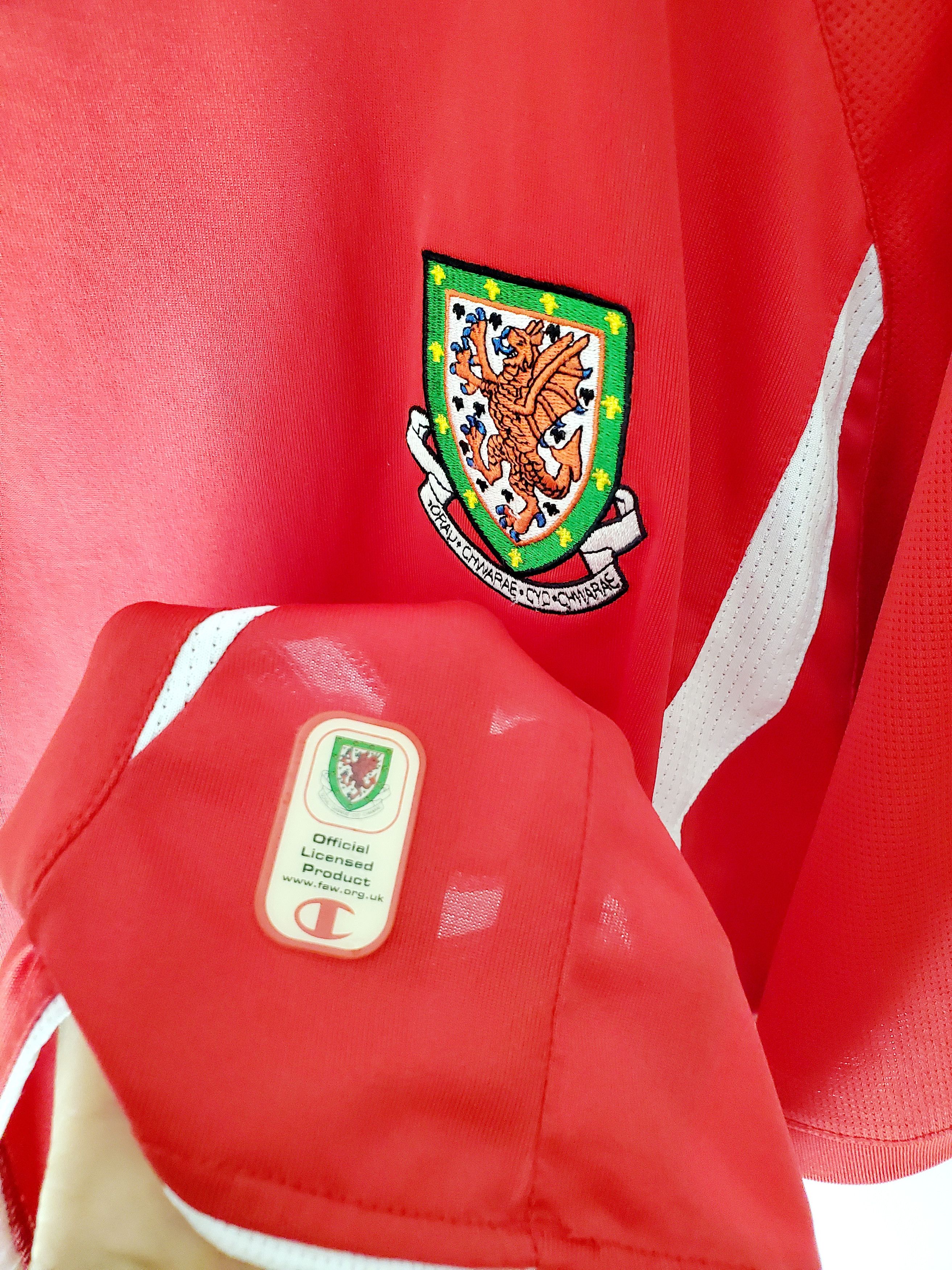 Champion × Vintage Wales national 2008 - 2010 home football jersey CHAMPION L Size US L / EU 52-54 / 3 - 5 Thumbnail