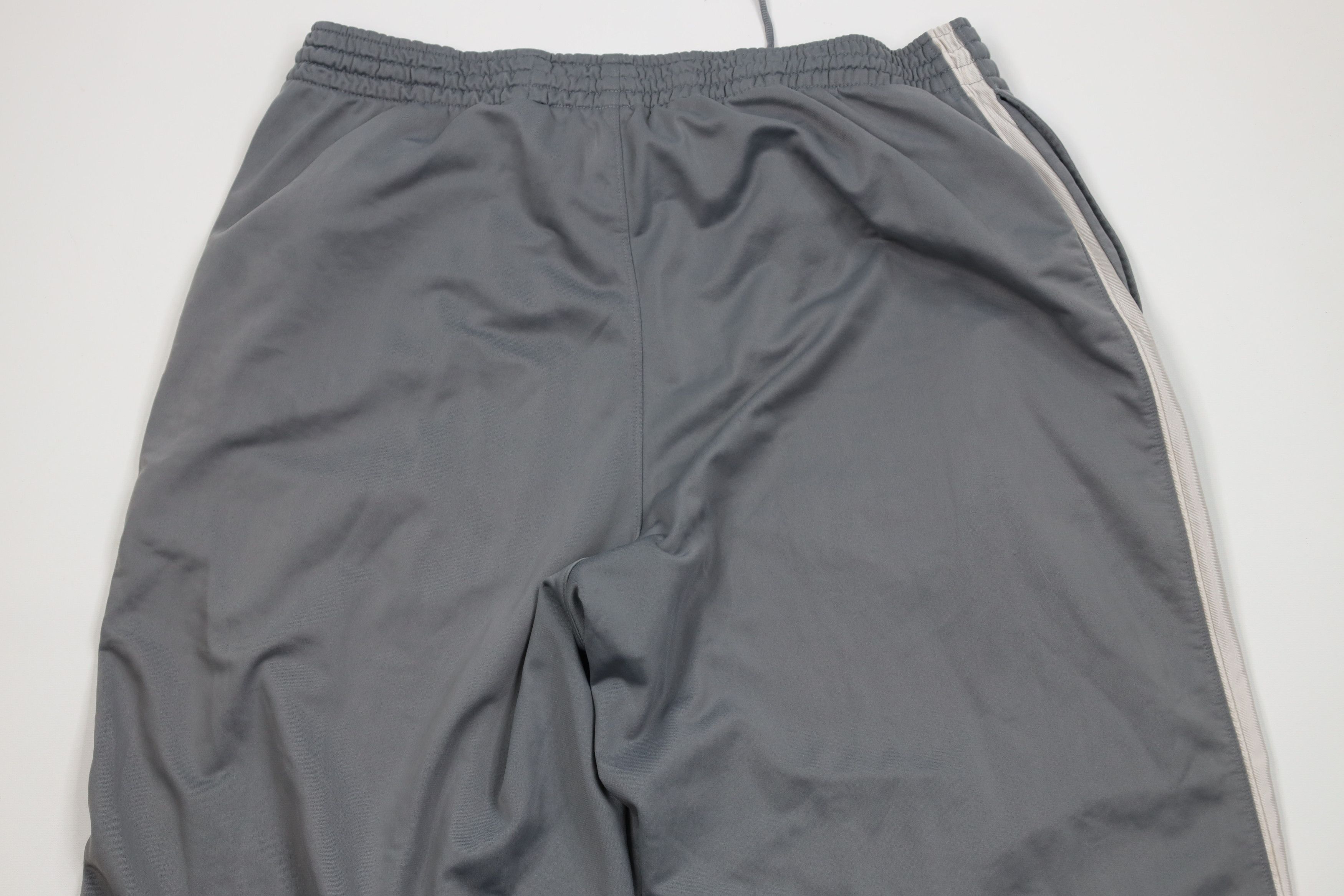Nike Vintage Nike Mini Swoosh Wide Leg Sweatpants Pants Gray Size US 40 / EU 56 - 12 Thumbnail