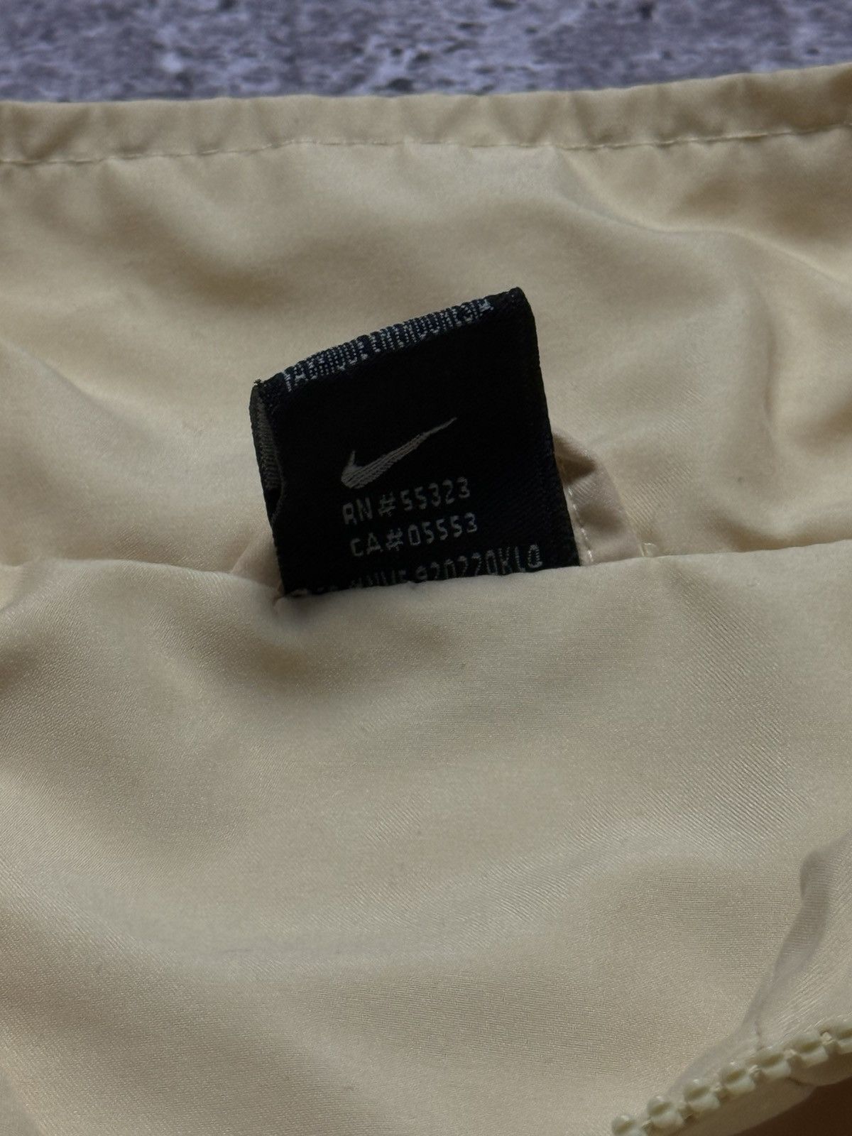 Nike Vintage Nike Nylon Winbreaker jacket 90s y2k Size US M / EU 48-50 / 2 - 8 Thumbnail