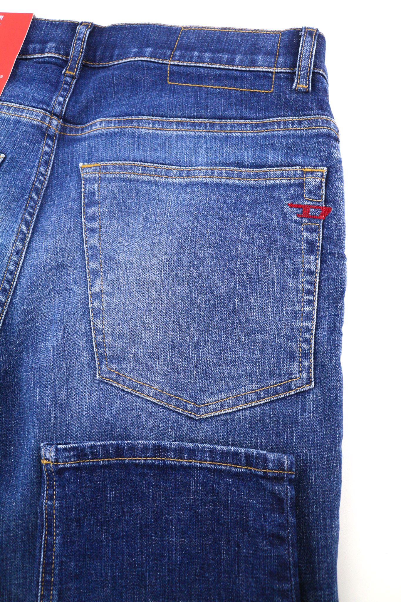 Diesel 2005 D-FINING 09C72 W30/L32 Tapered 40468 Size US 30 / EU 46 - 6 Thumbnail