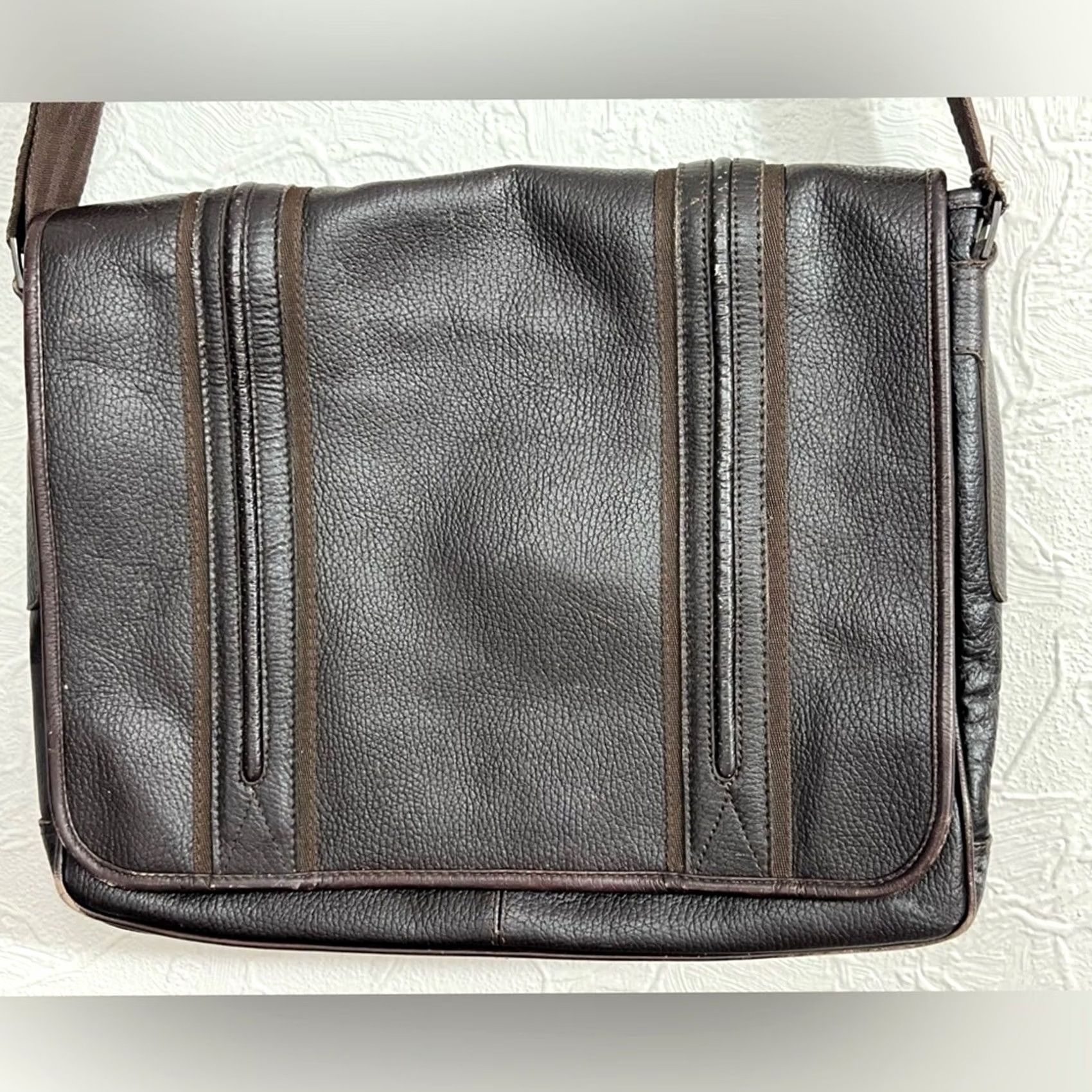 Vintage Arturo Calle Genuine Espresso Leather Shoulder Bag Cross Body Made In Columbia Unisex Adults Brown Leather Bag Shoulder Mens Womens Size ONE SIZE - 2 Thumbnail