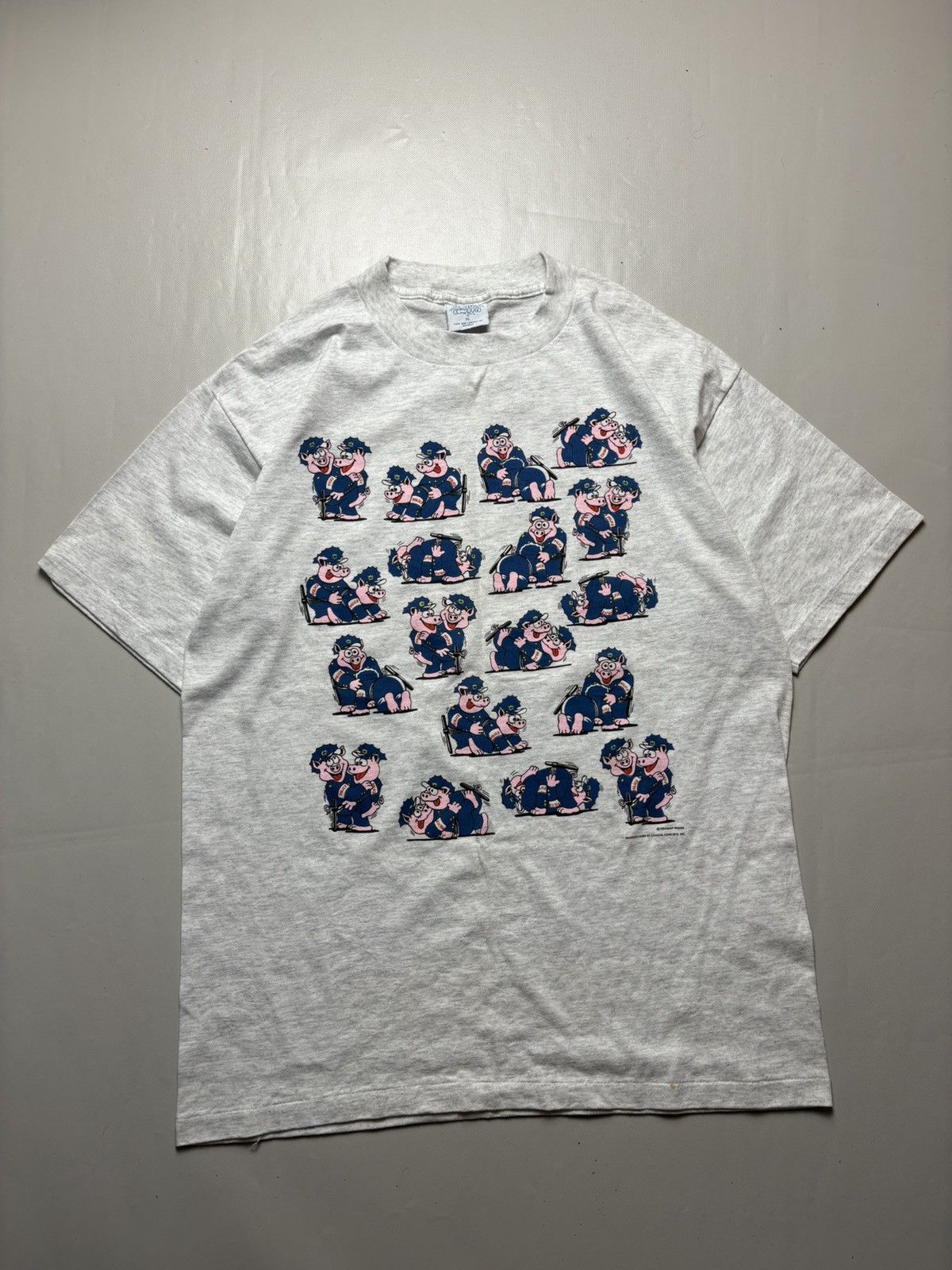 Vintage Vintage 1993 PIG SEX CARTOON T-SHIRT Size US XL / EU 56 / 4 - 1 Thumbnail