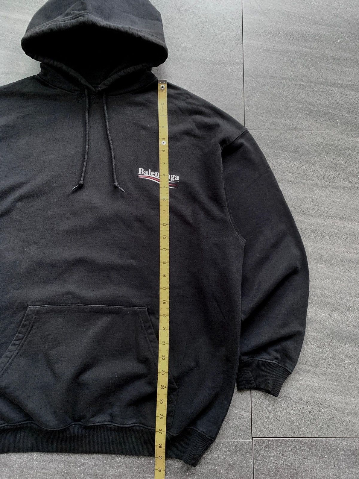 Balenciaga FREE TAX! Oversized Campaign Logo Hoodie in Black Size US M / EU 48-50 / 2 - 11 Thumbnail