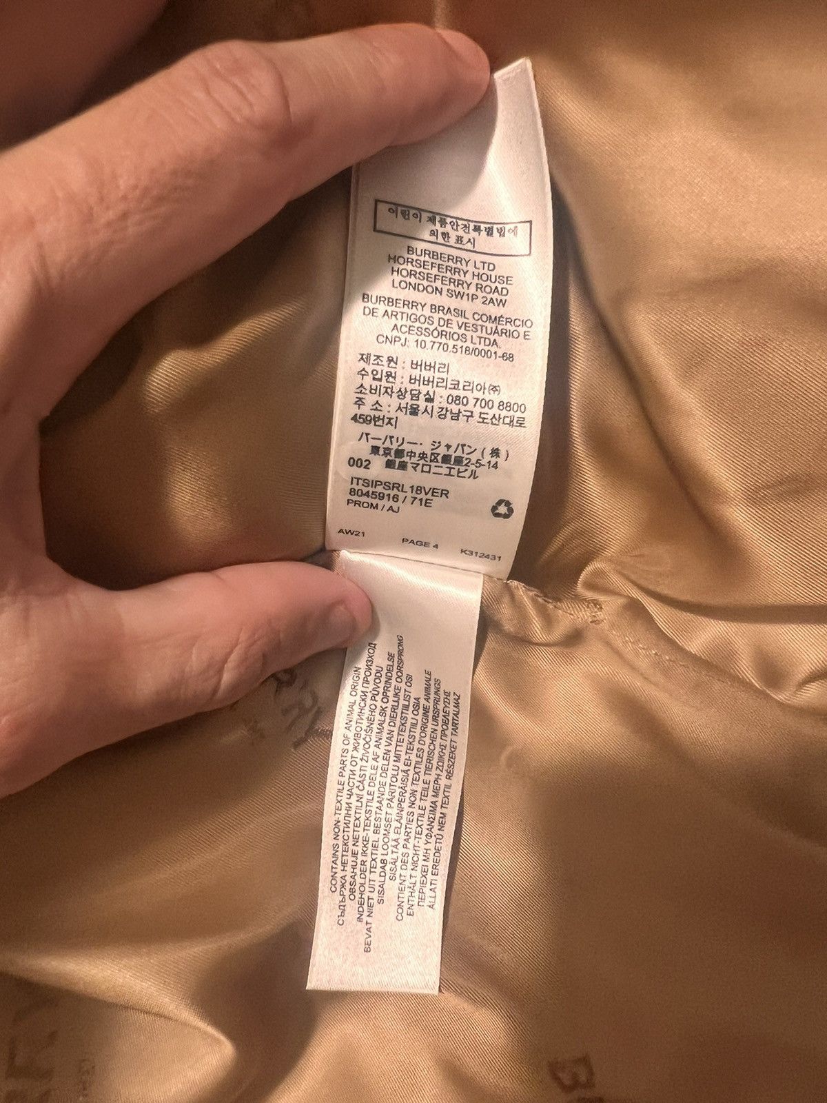 Burberry Brand new , limit addition collection Size US M / EU 48-50 / 2 - 9 Thumbnail