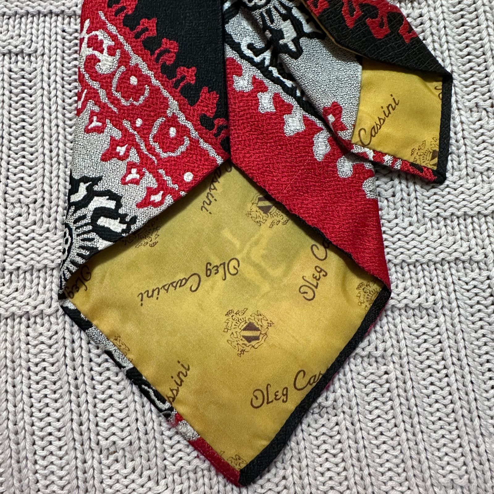 Oleg Cassini Vintage Oleg Cassini red bandana print men's tie Size ONE SIZE - 3 Thumbnail