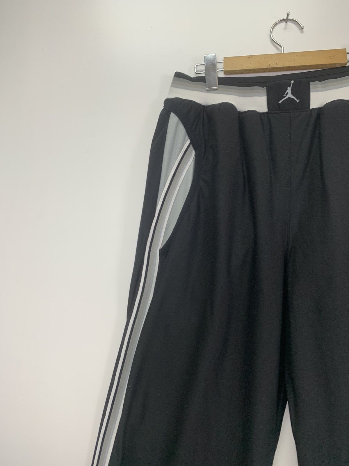 Jordan Brand Jordan track Pant Size US 28 / EU 44 - 4 Thumbnail
