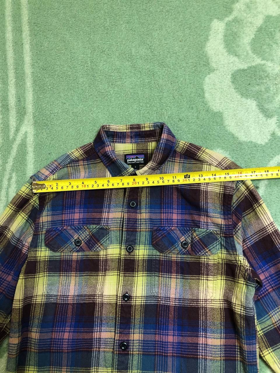 Patagonia Vintage Patagonia Button Up Streetwear Shirt Size S Size US S / EU 44-46 / 1 - 8 Thumbnail