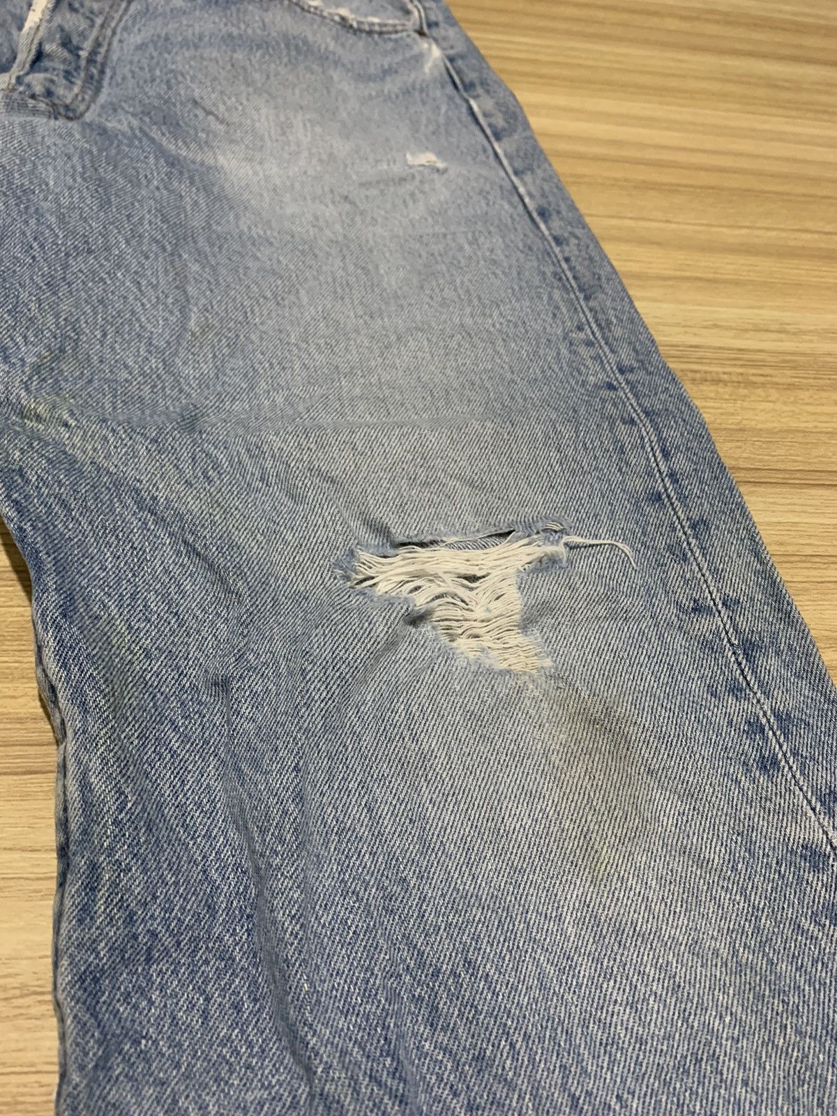 Levi's × Vintage Vintage Levis 501 usa distressed jeans Size US 31 - 4 Thumbnail