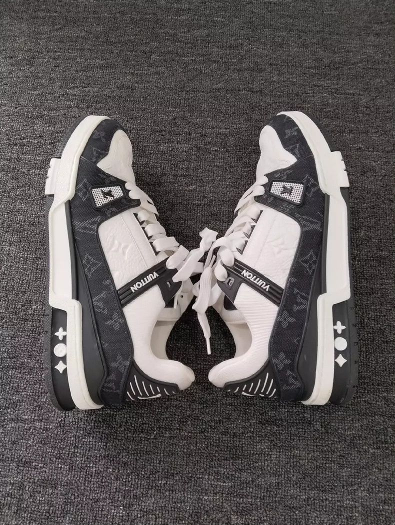 Louis Vuitton Louis Vuitton Trainer Size 43 Sneakers-2507 Size US 10.5 / EU 43-44 - 5 Thumbnail