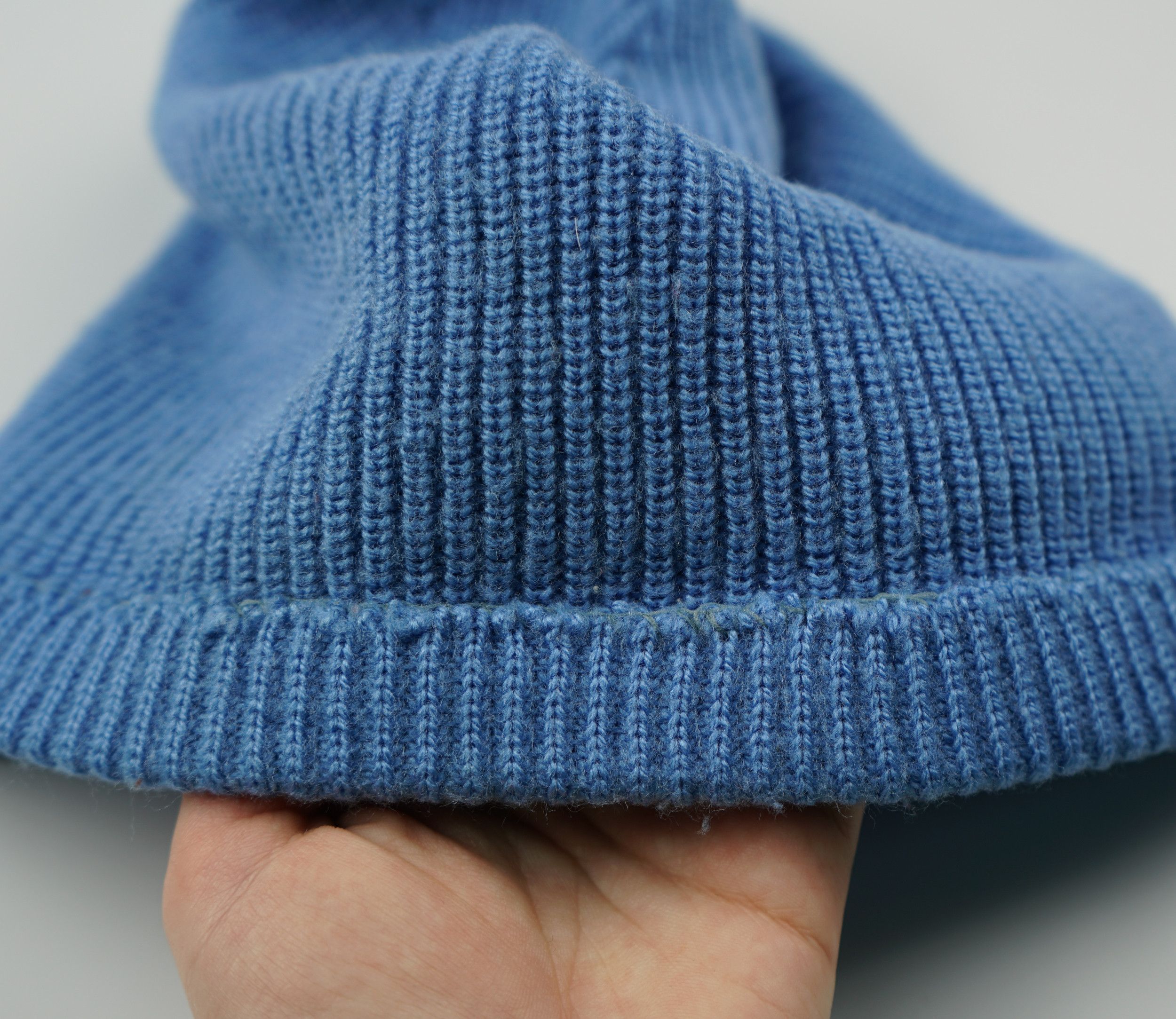 Lacoste × Vintage Vintage Chemise Lacoste Beanie Hat Size ONE SIZE - 6 Thumbnail