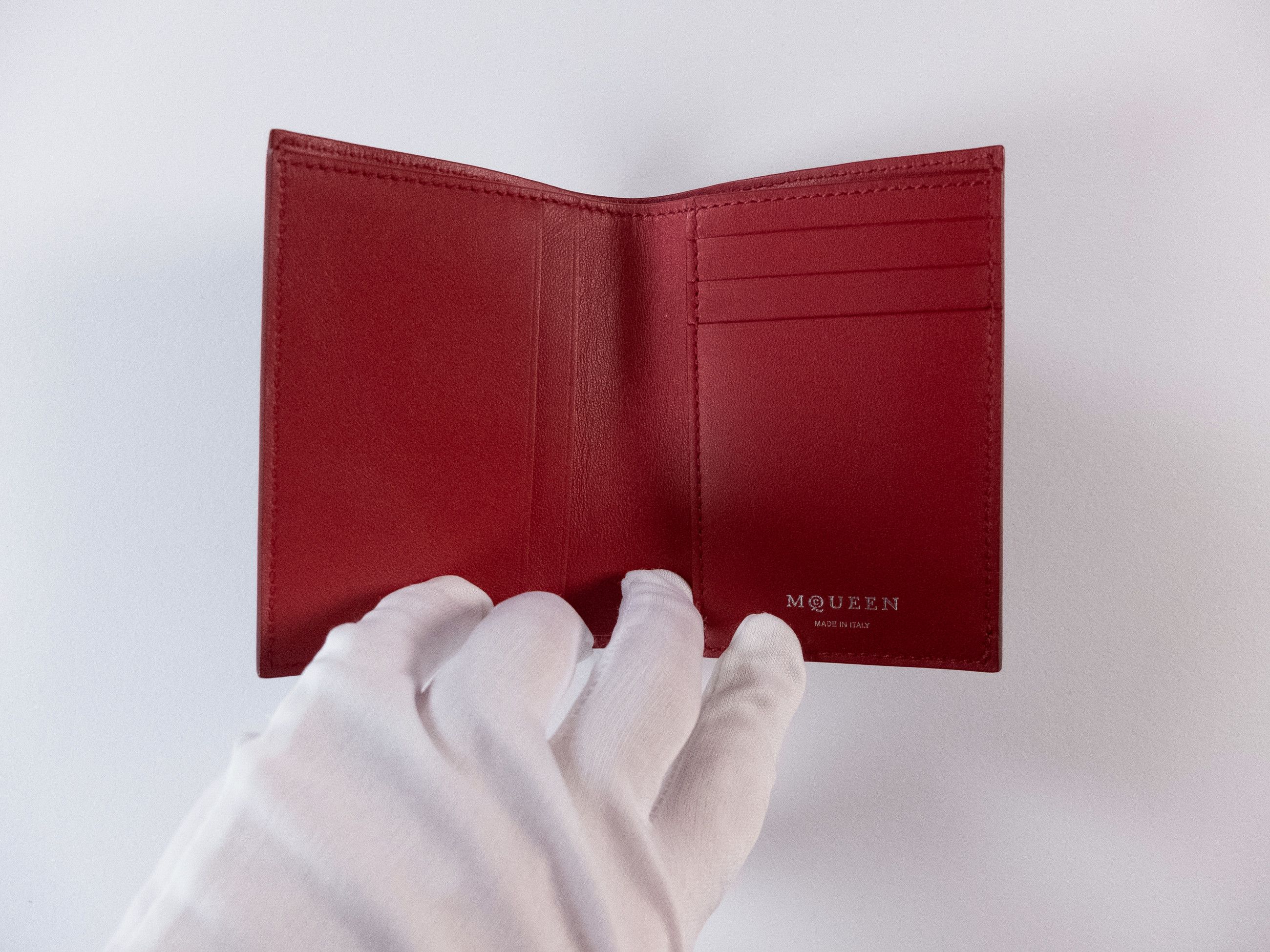 Alexander McQueen ALEXANDER MCQUEEN red cracked leather bifold card holder Size ONE SIZE - 6 Thumbnail