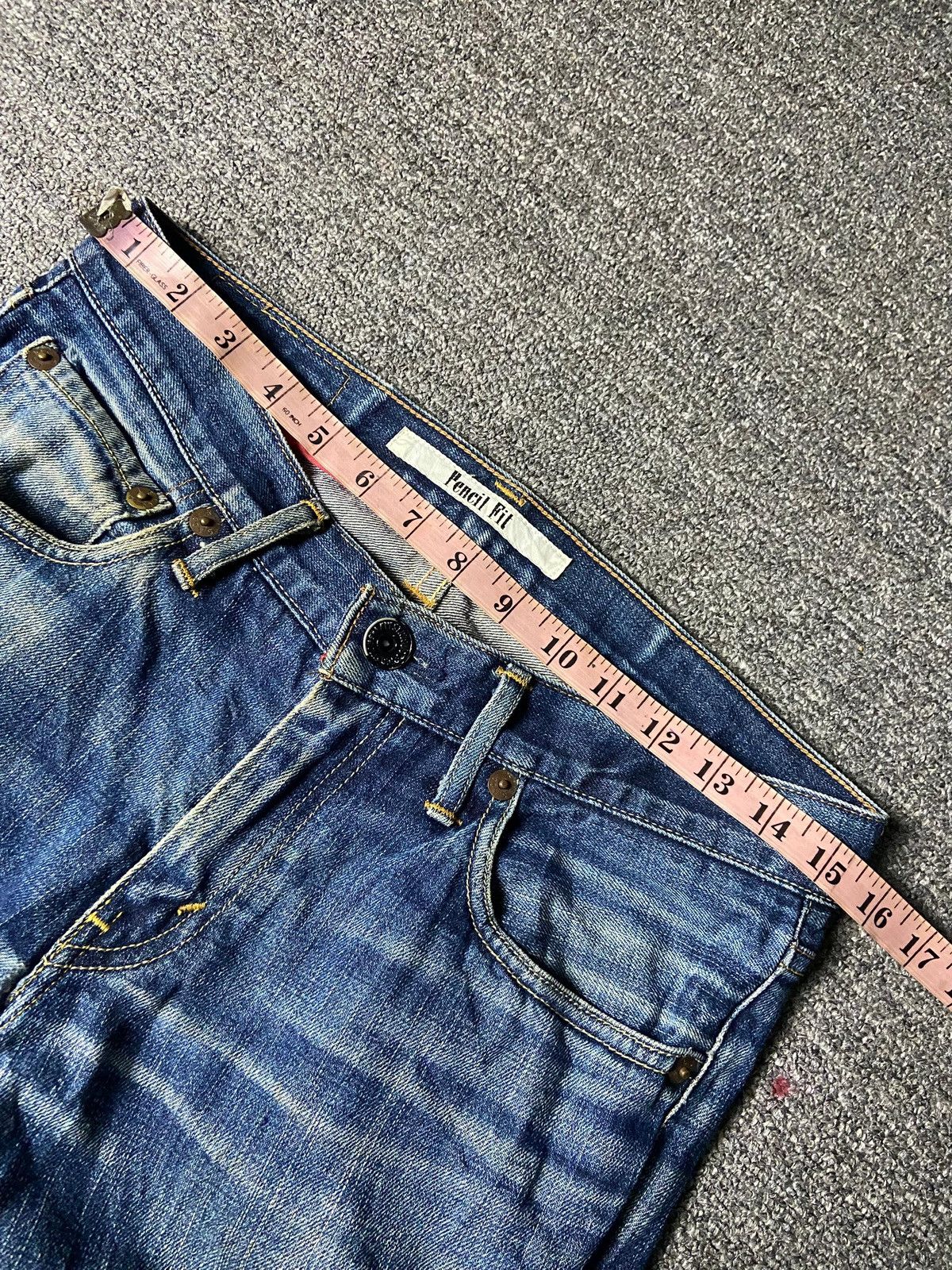Levi's Levis Strauss Co. Pencil Fit Distressed Jeans (159) Size US 31 - 5 Thumbnail