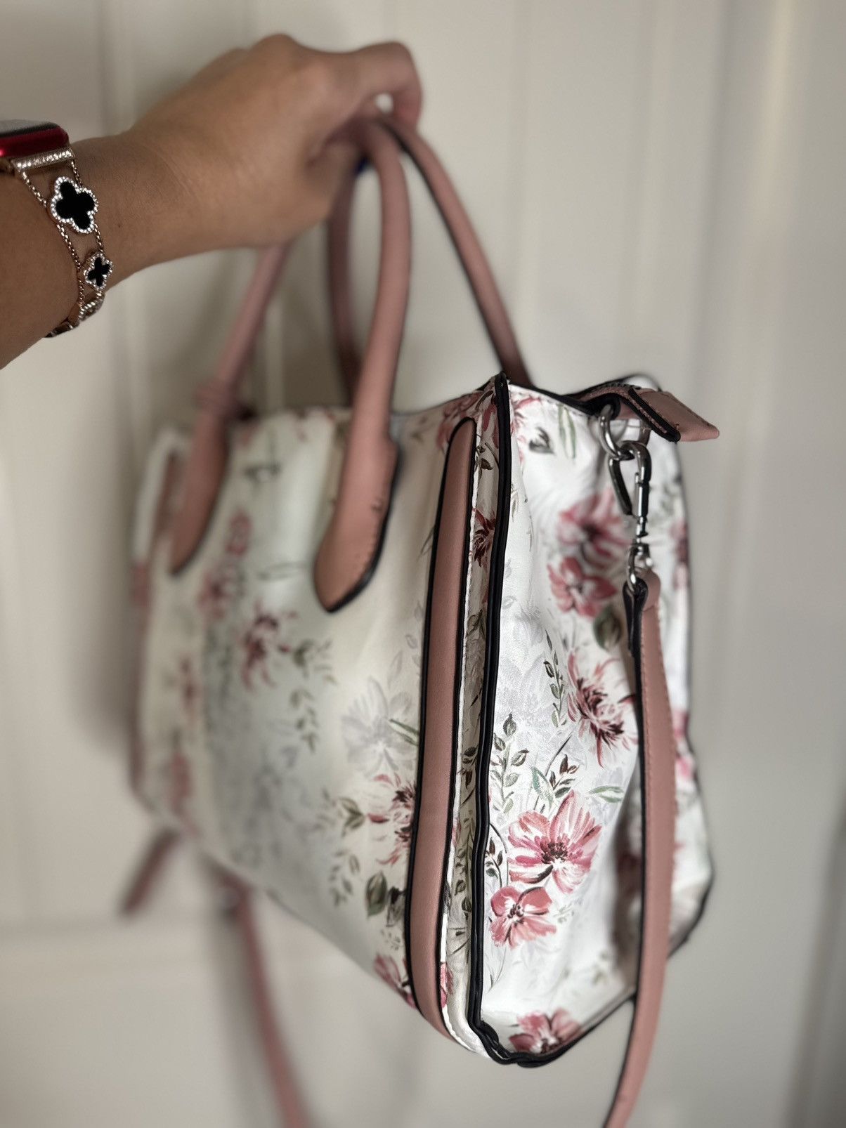 Nine West NINE WEST🌸 Pink & White Floral Crossbody and Handle Bag Size ONE SIZE - 10 Thumbnail