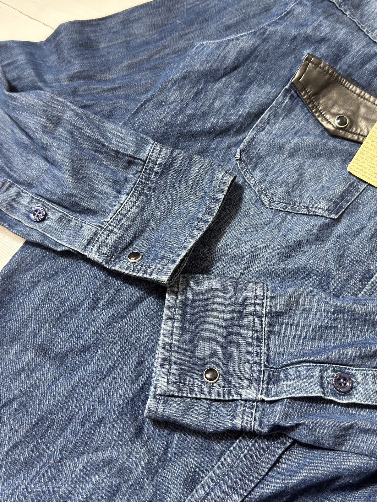 John Galliano VINTAGE GALLIANO GAZETTE JEANS STYLE SHIRT Size S / US 4 / IT 40 - 9 Thumbnail
