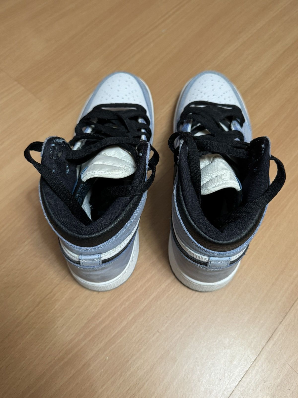 Jordan Brand Air Jordan 1 High UNC Size US 7 / EU 40 - 5 Thumbnail