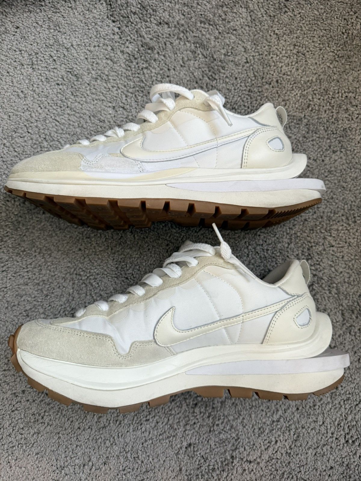 Nike × Sacai Nike x SACAI VaporWaffle white sail gum Size US 10 / EU 43 - 4 Thumbnail