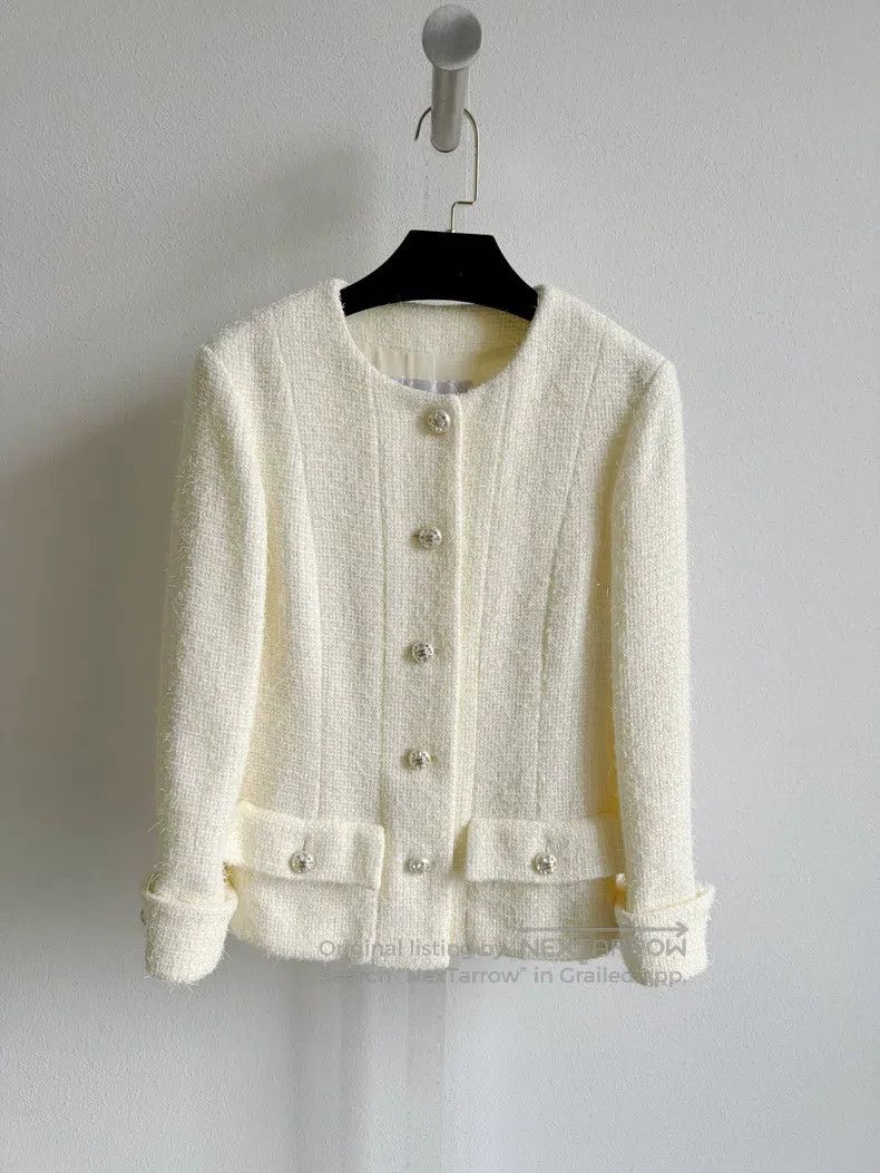 Chanel Chanel 23S milky yellow pearl buckle tweed jacket Size XXS / US 00 / IT 34 - 2 Thumbnail