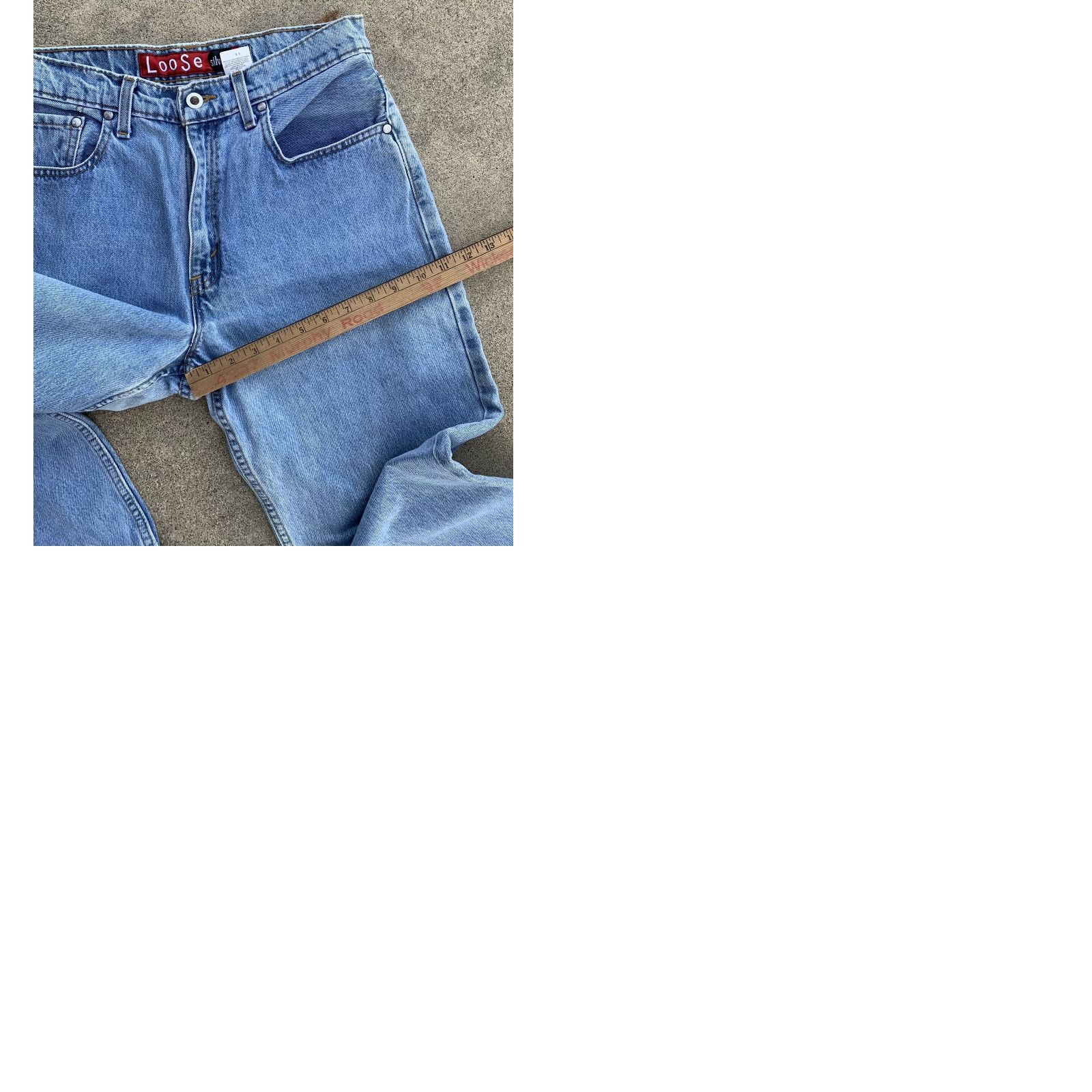 Vintage VINTAGE Levi’s SilverTab Jeans 90s 1990s High Rise 32.5” Inseam 100% Cotton Blue 5-Pocket Zipper Juniors Women’s Size 9 Long Size 30" / US 8 / IT 44 - 9 Thumbnail