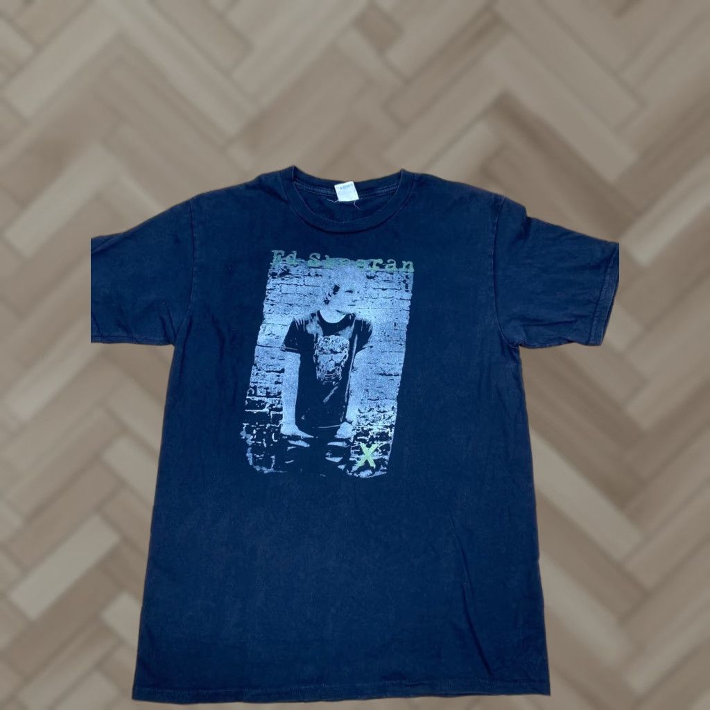 Gildan Ed Sheeran X Album Short Sleeve Black Graphic T-Shirt Tee Mens Shirt Band Music T-Shirt Crew Neck Cotton Gildan S Black Logo Double-Sided Vintage No Size US S / EU 44-46 / 1 - 1 Thumbnail