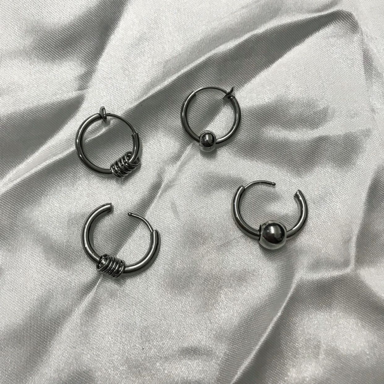 Jewelry × Sterling Silver Retro Earrings One Pairs Chrome Jewelry Size ONE SIZE - 5 Thumbnail
