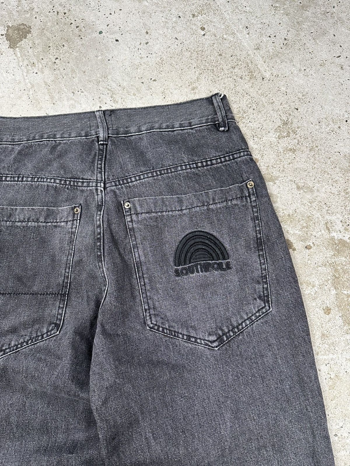 Southpole × Vintage Vintage Southpole Grey Baggy Embroidery Logo Denim Pants Size US 32 / EU 48 - 11 Thumbnail