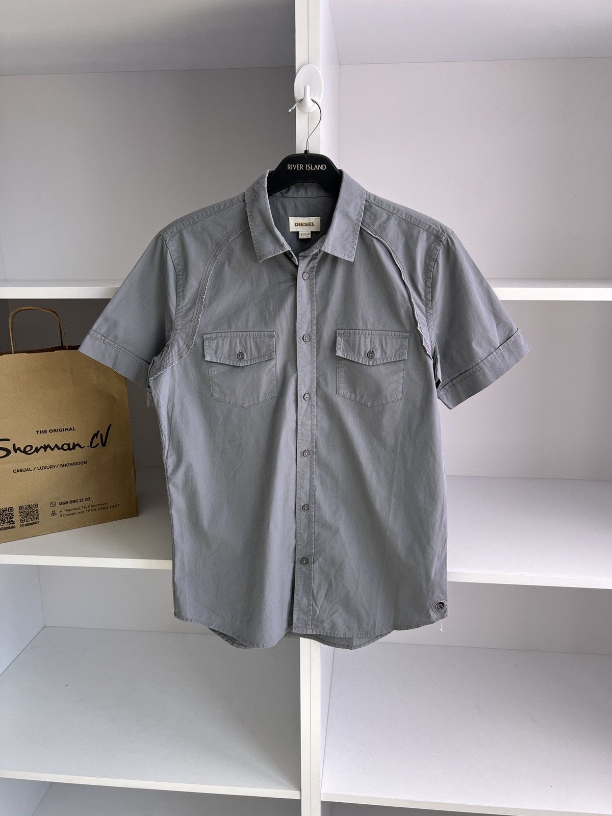 Diesel × Vintage Vintage Diesel Archival Y2K short sleeve Button up shirt Size US M / EU 48-50 / 2 - 3 Thumbnail