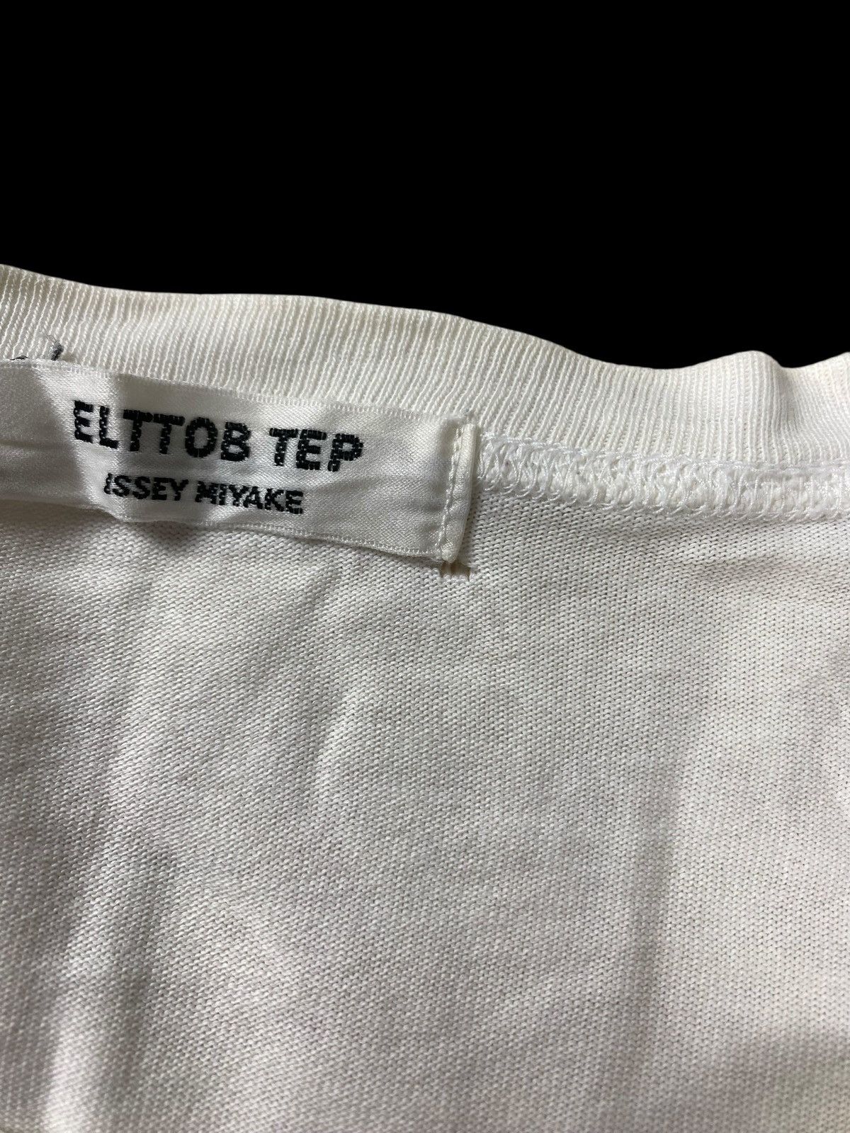 Issey Miyake Issey Miyake ELTTOB TEP Tee Size S / US 4 / IT 40 - 7 Thumbnail