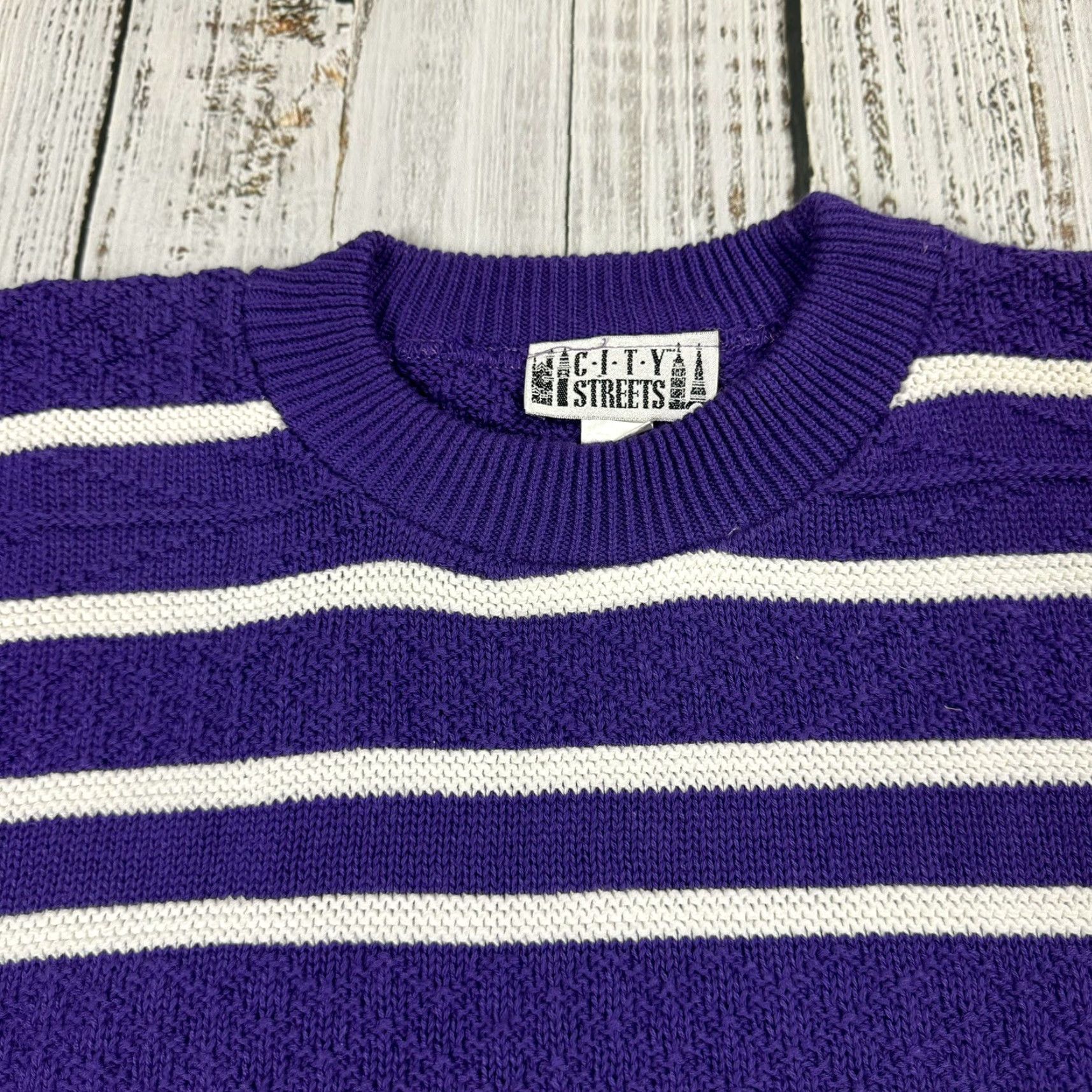 Vintage VINTAGE City Streets Knit Sweater M Purple Striped 90s Retro Pullover Unisex Size US M / EU 48-50 / 2 - 2 Thumbnail