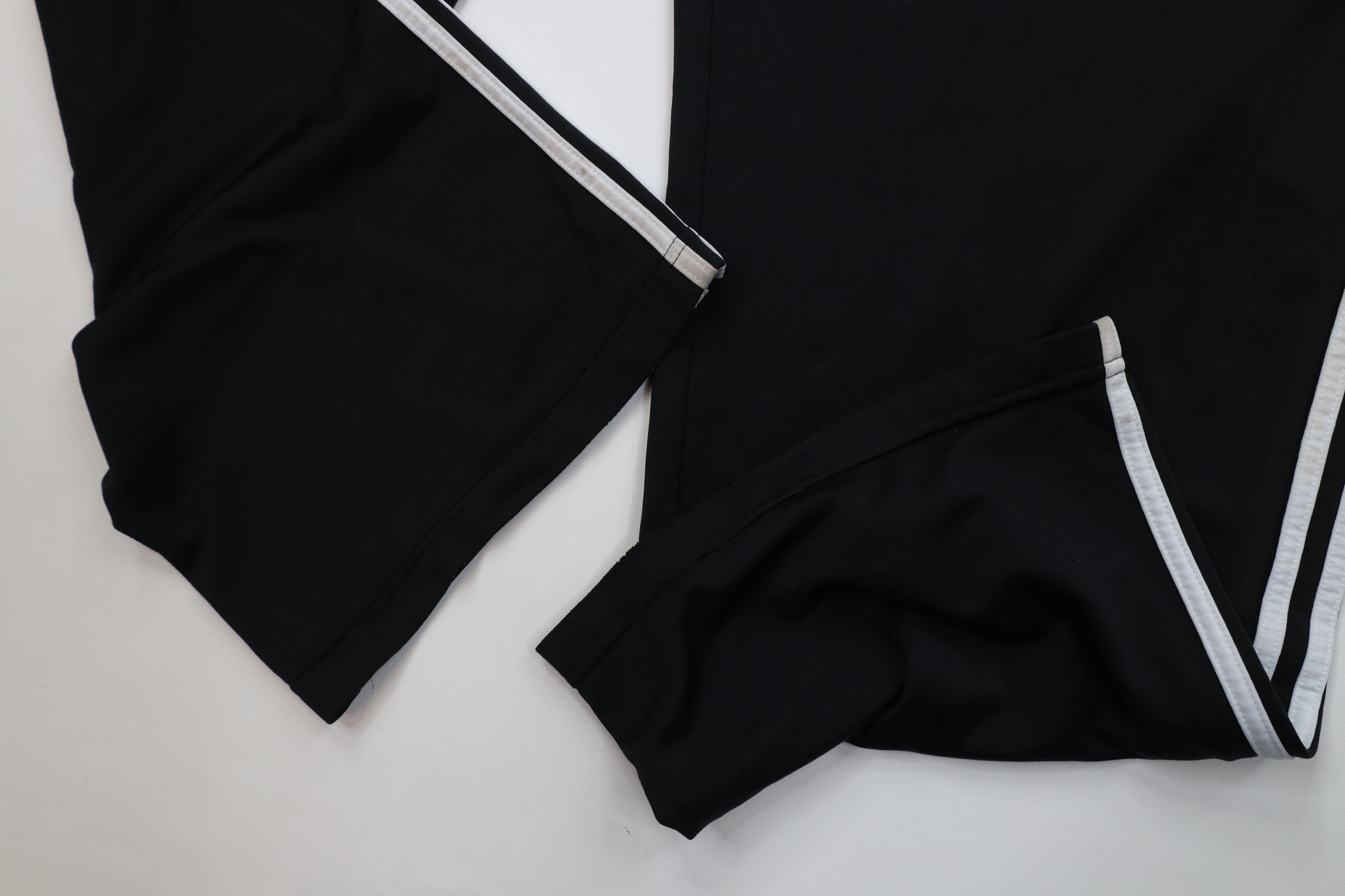 Adidas Vintage Y2K Adidas Striped Wide Leg Sweatpants Pants Black Size US 40 / EU 56 - 6 Thumbnail