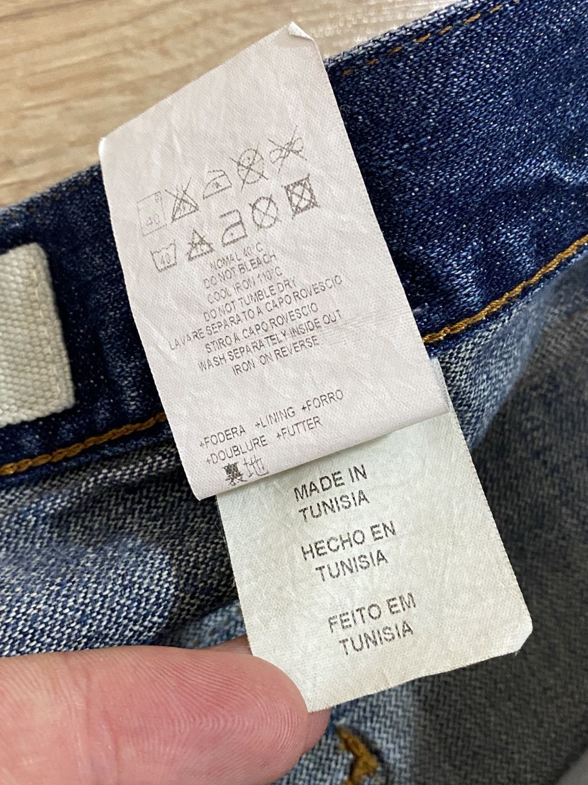 Moschino × Vintage Vintage Moschino Peace Casual Wide Jeans Size 38 Size US 38 / EU 54 - 6 Thumbnail