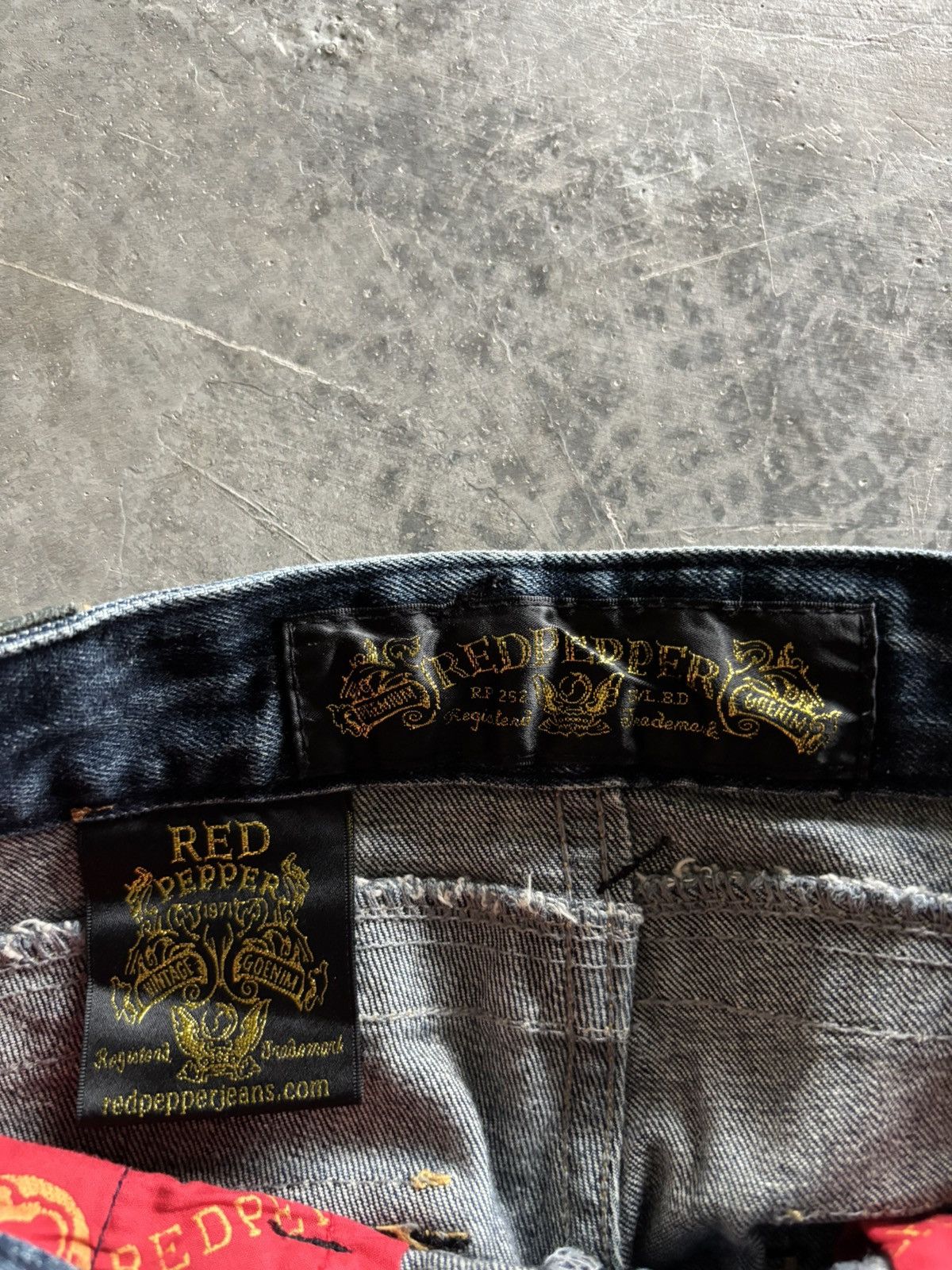 If Six Was Nine RED PEPPER FLARE JAPANESE DENIM LEOPARD FUR BACKPOCKET Size 27" / US 4 / IT 40 - 6 Thumbnail