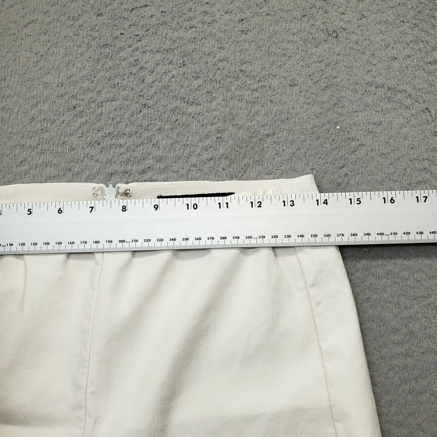 Rag & Bone Rag & Bone Womens 6 White Stretch Straight Leg Ankle Pants Flat Front Back Zip Shirt? Size 28" / US 6 / IT 42 - 6 Thumbnail