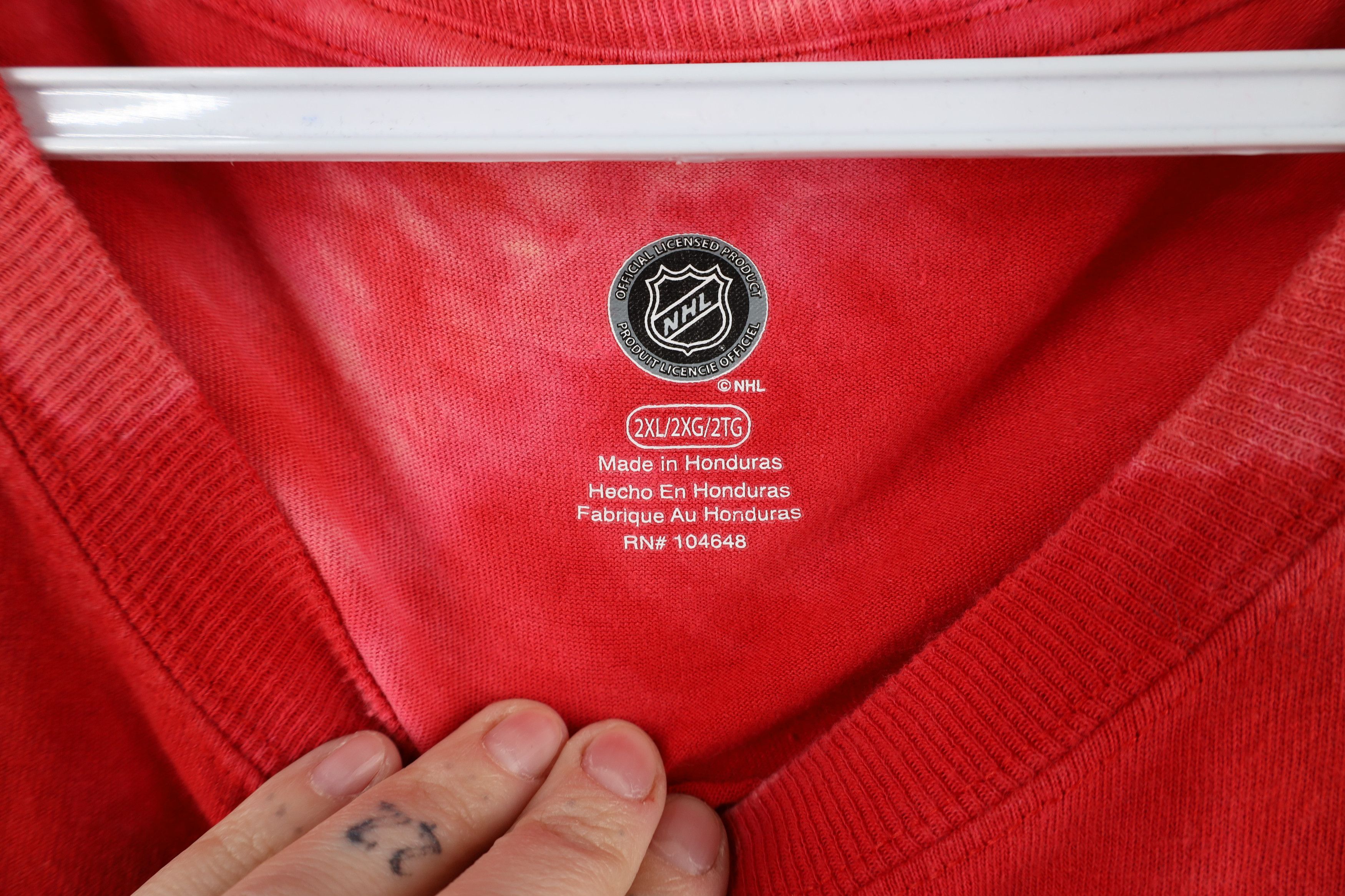 Vintage Vintage NHL Acid Wash Detroit Red Wings Hockey T-Shirt Red Size US XXL / EU 58 / 5 - 11 Thumbnail