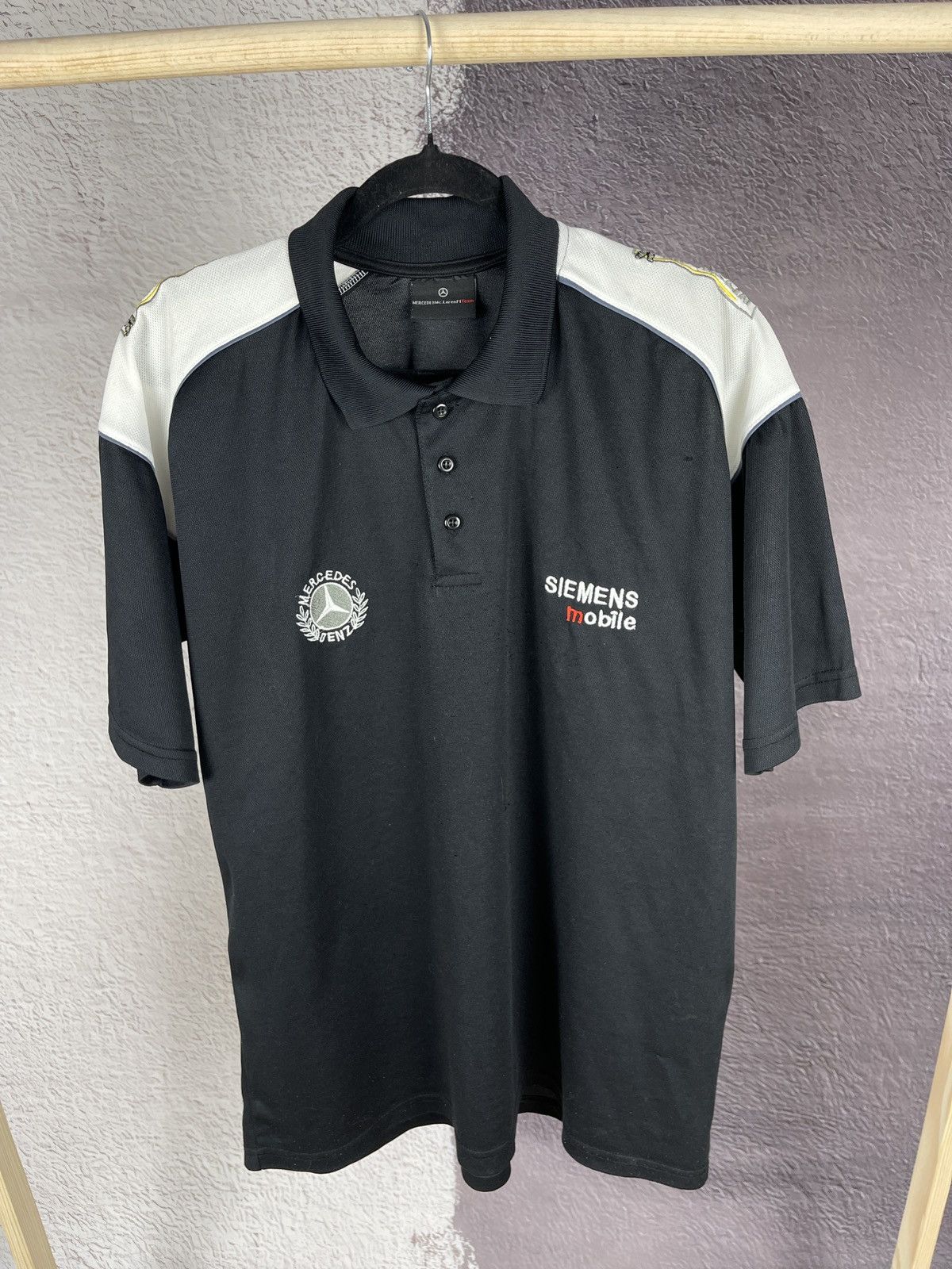 Formula 1 Mercedes McLaren F1 team Siemens Michelin polo tee shirt Size US XL / EU 56 / 4 - 2 Thumbnail