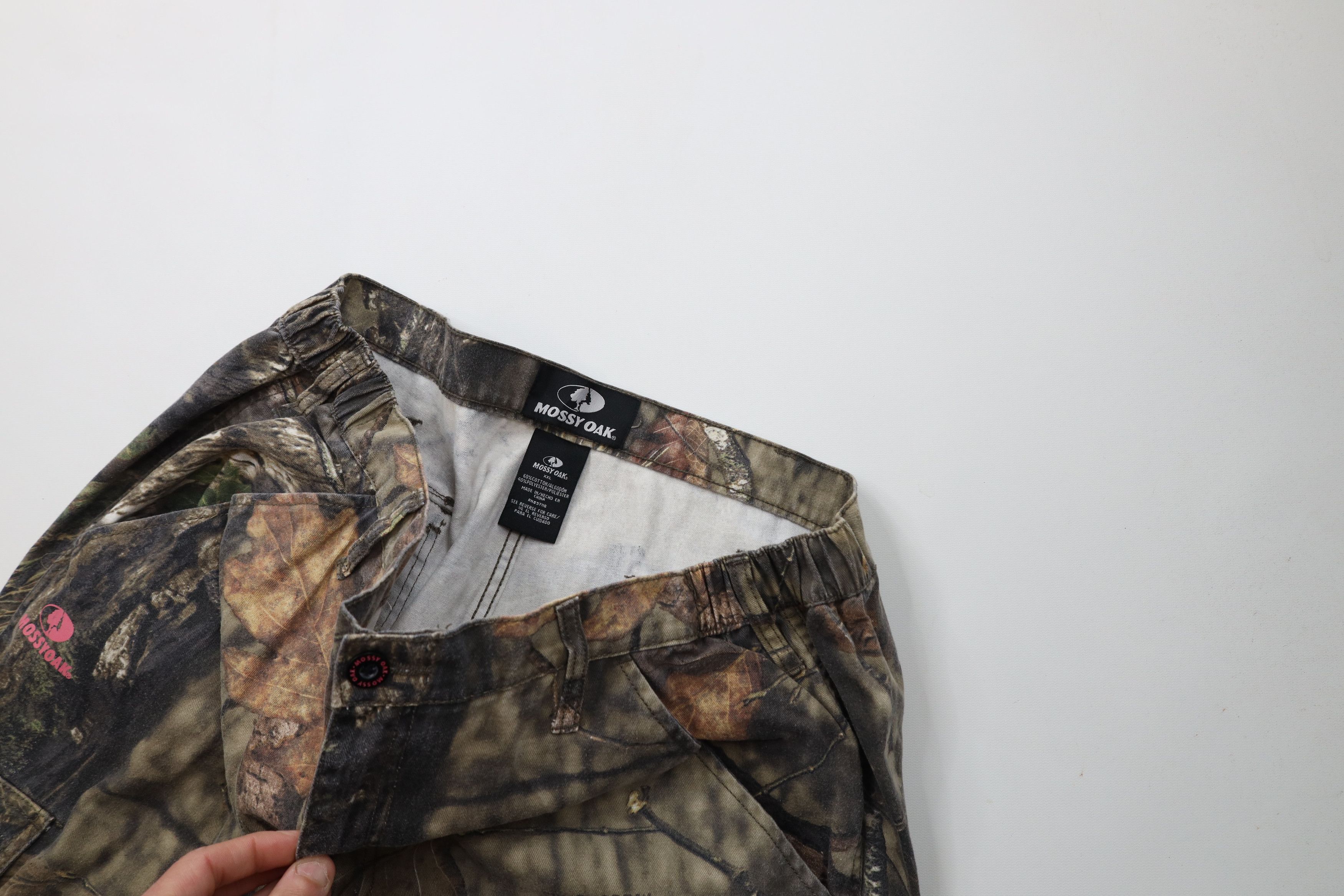 Vintage Vintage Y2K Streetwear Mossy Oak Camouflage Wide Leg Pants Size 40" / US 18 - 8 Thumbnail