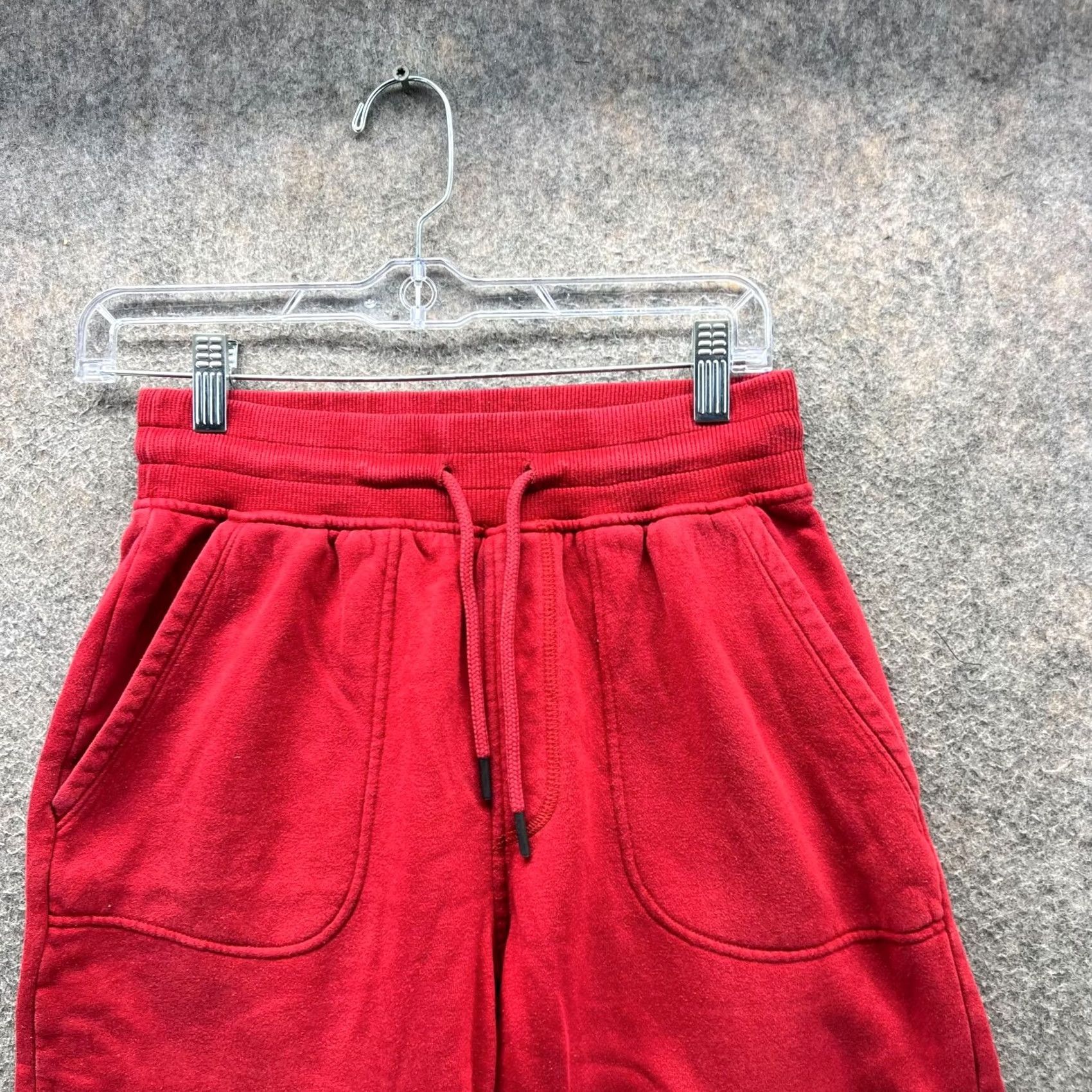 Under Armour Under Armour Shorts Mens Small Red Fleece HeatGear Drawstring Logo Athletic Activewear Regular Fit 8 in Inseam - Size US 29 - 6 Thumbnail